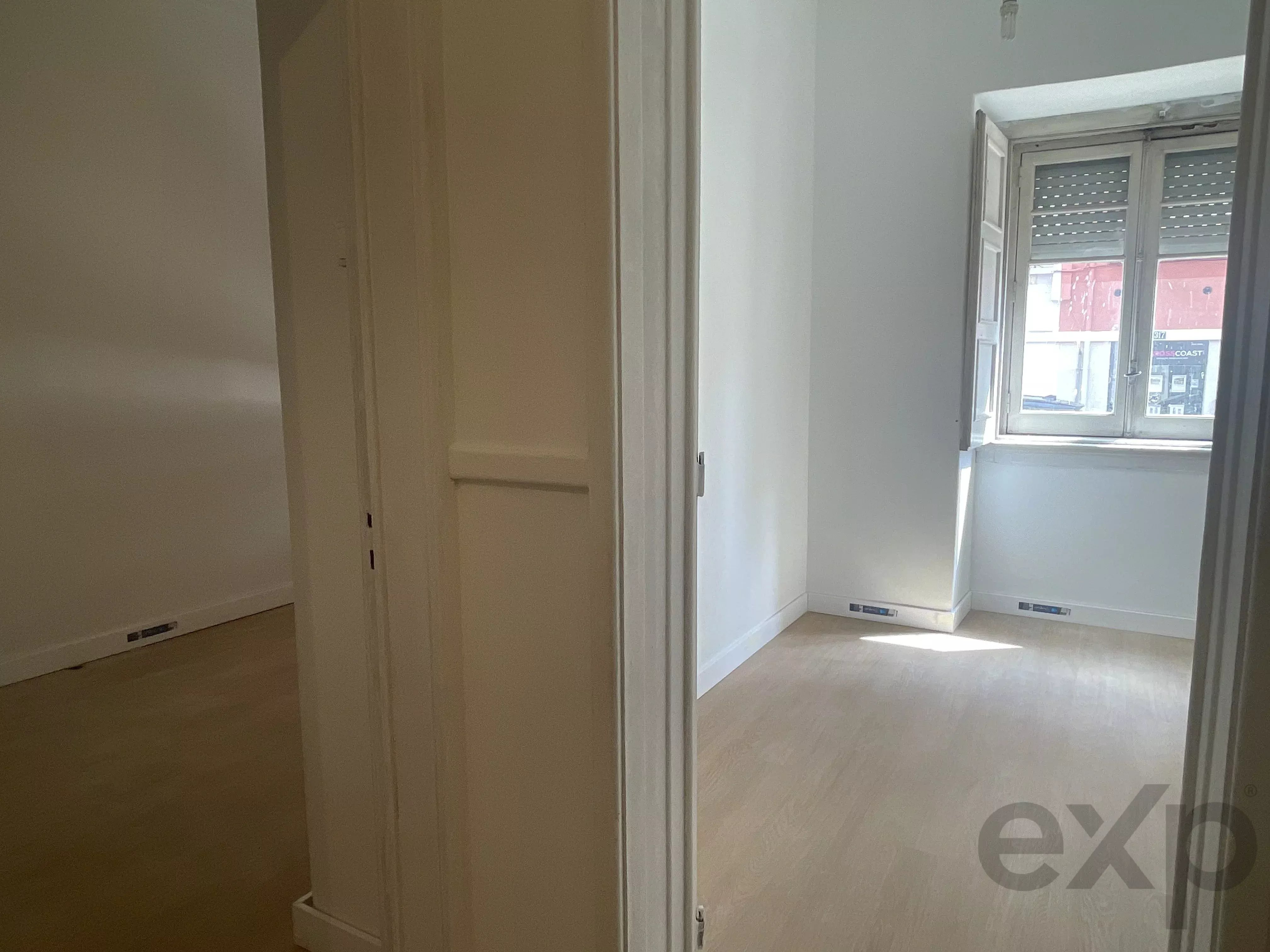 T3 com charme e logradouro Para Remodelar – Lisboa 86916807 image 12