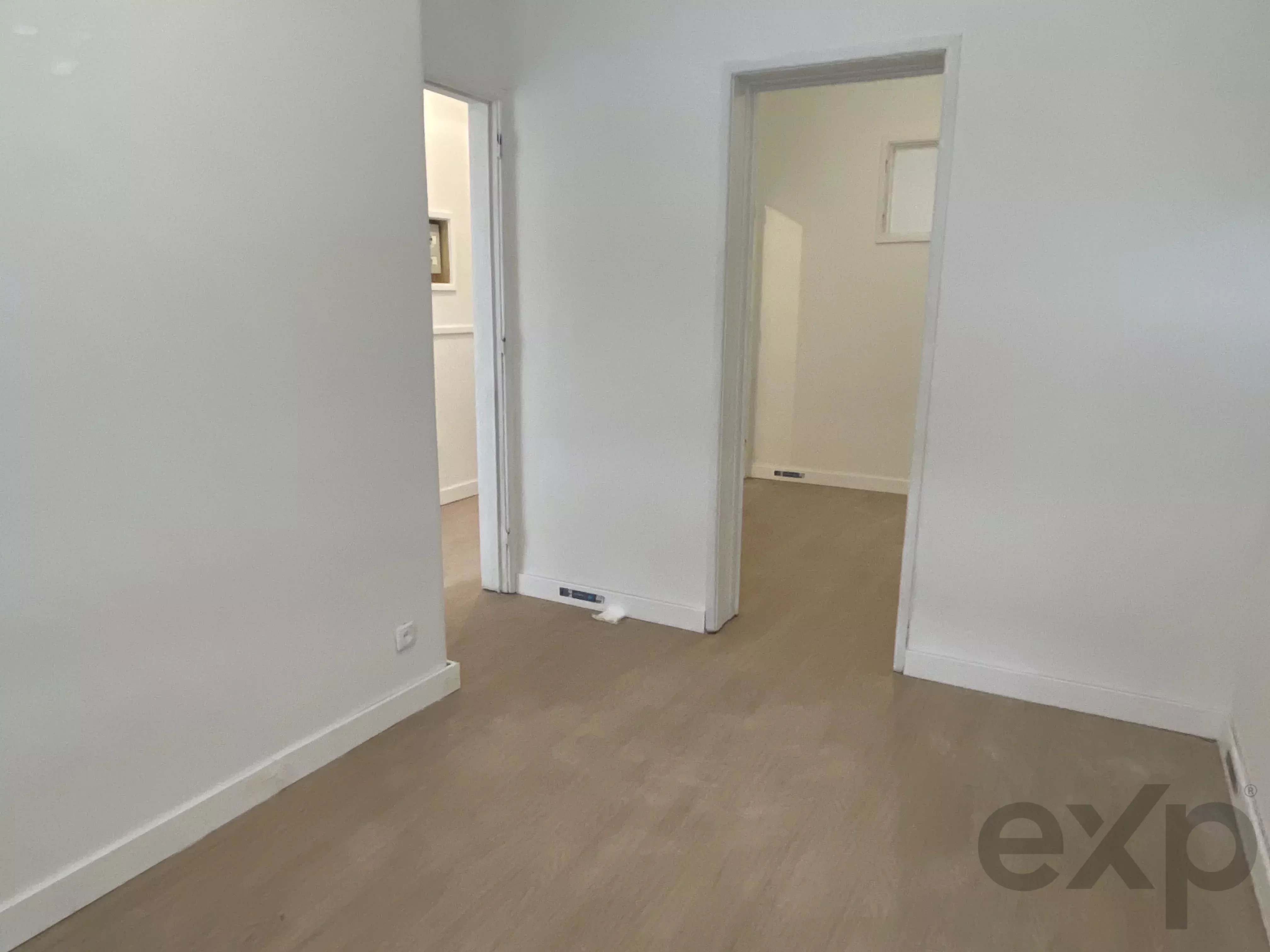 T3 com charme e logradouro Para Remodelar – Lisboa 86916807 image 19