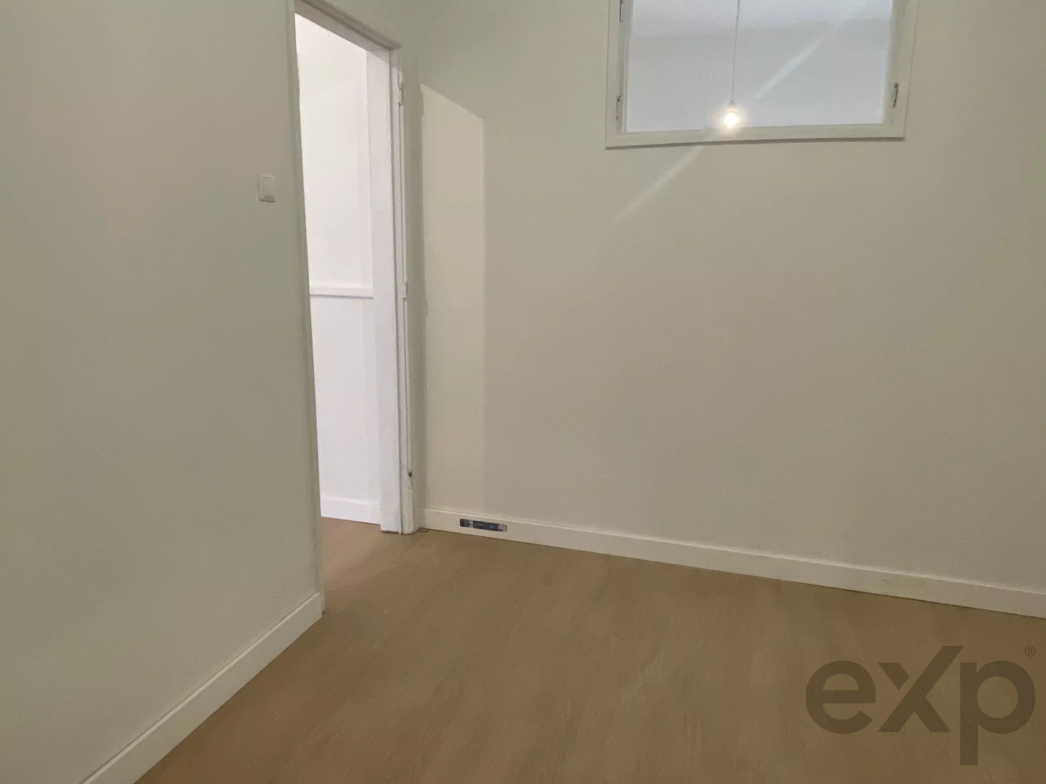 T3 com charme e logradouro Para Remodelar – Lisboa 86916807 image 20