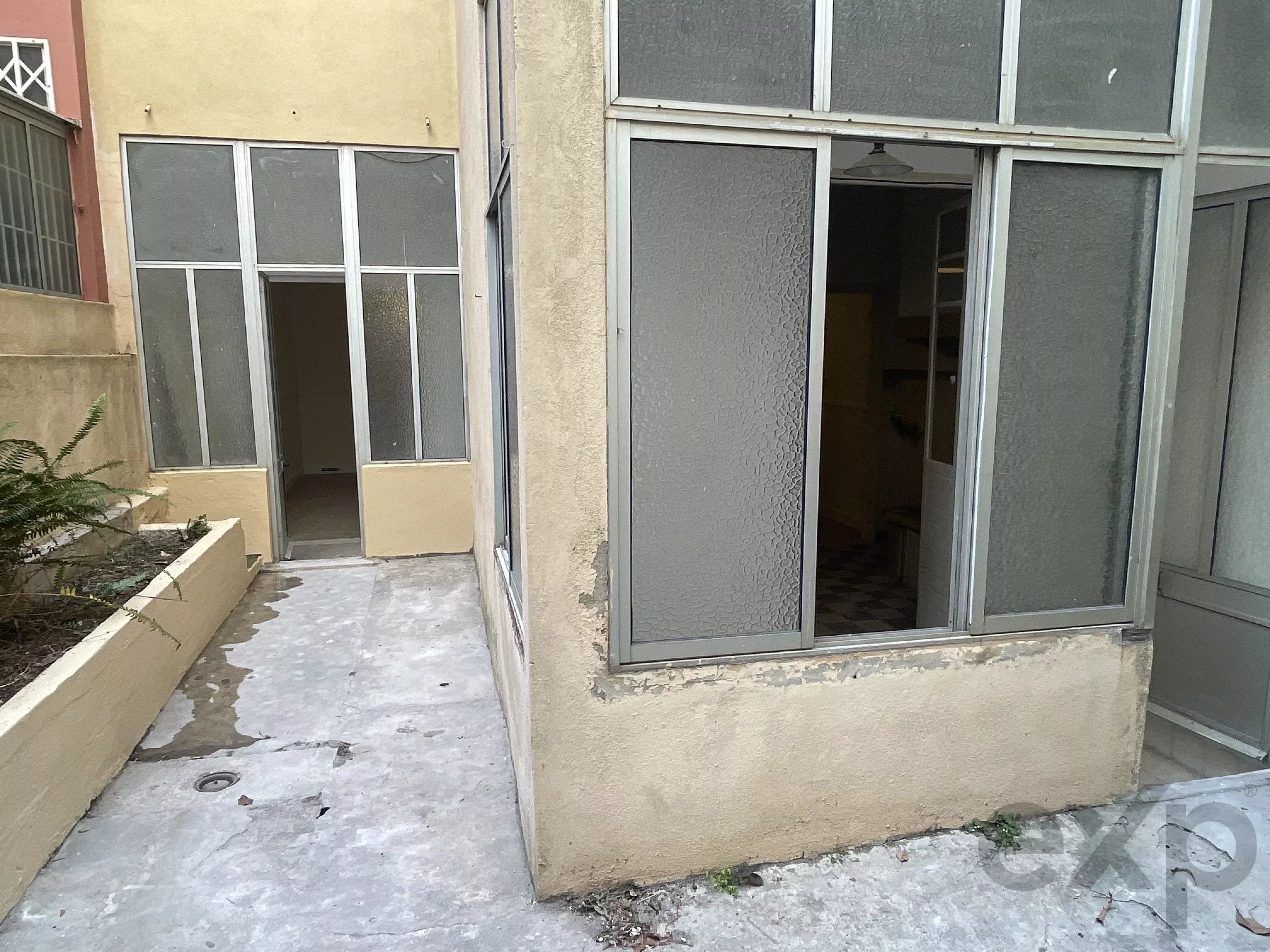 T3 com charme e logradouro Para Remodelar – Lisboa 86916807 image 45