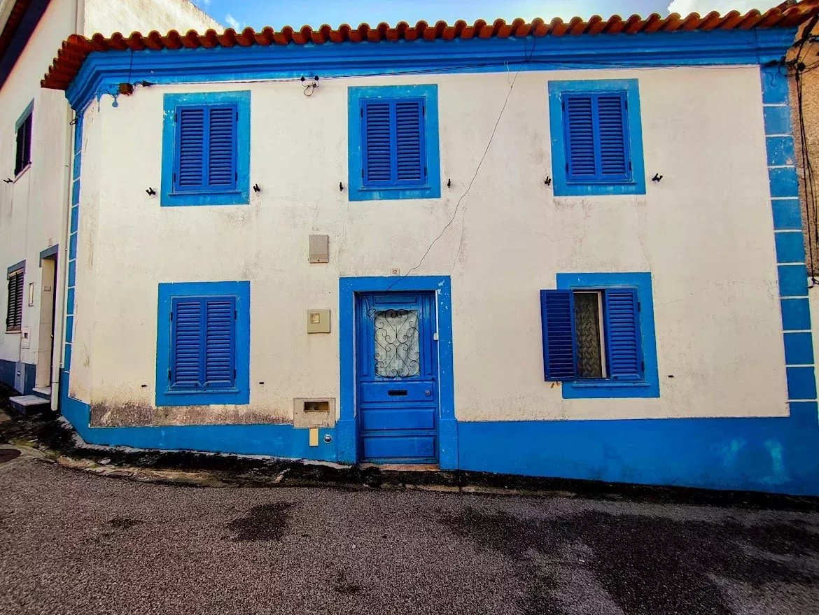 Casa tradicional de 8 assoalhadas na Comenda, 243 m²