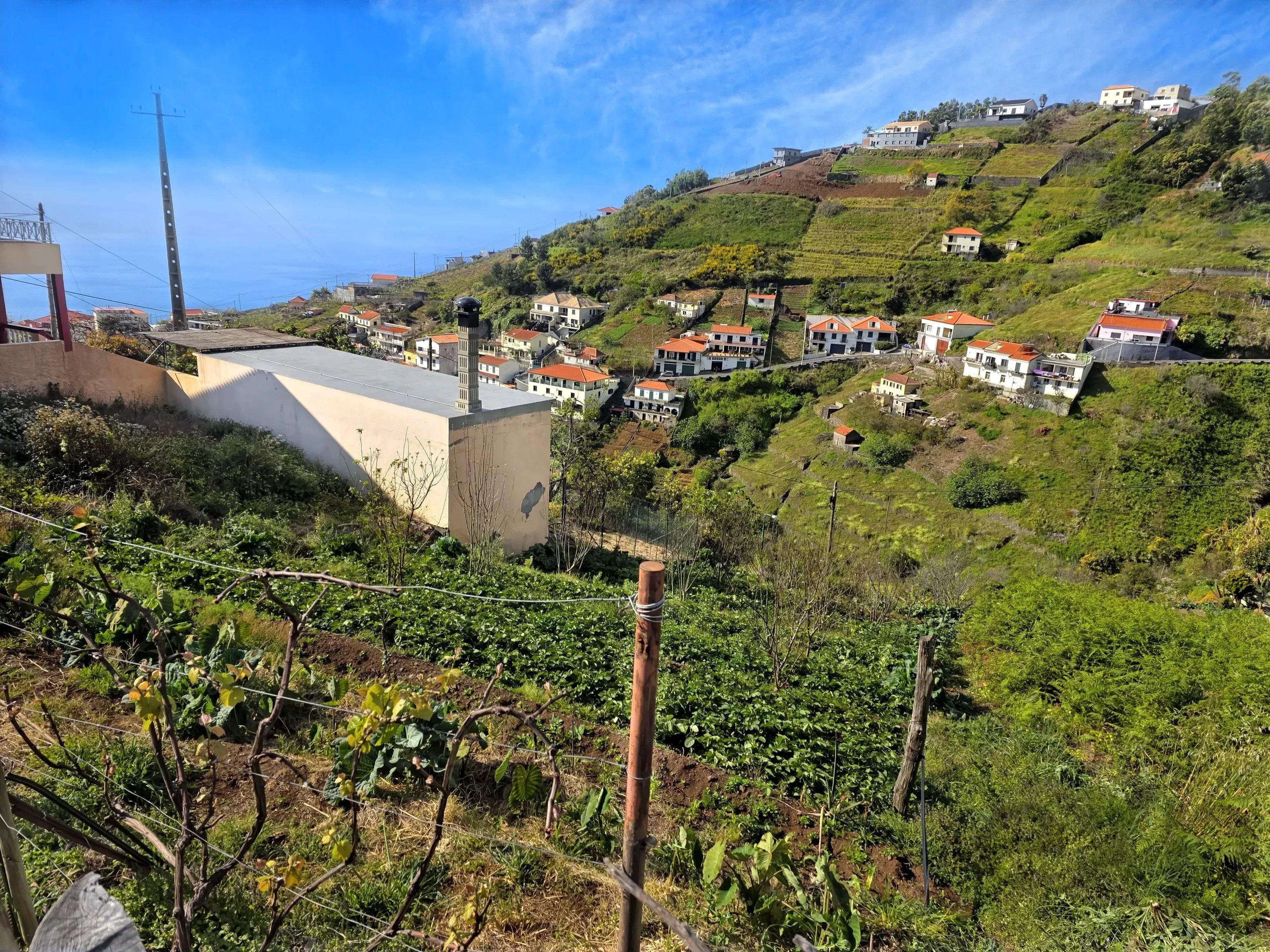 Terreno à venda em Estreito de Câmara de Lobos, 453 m²