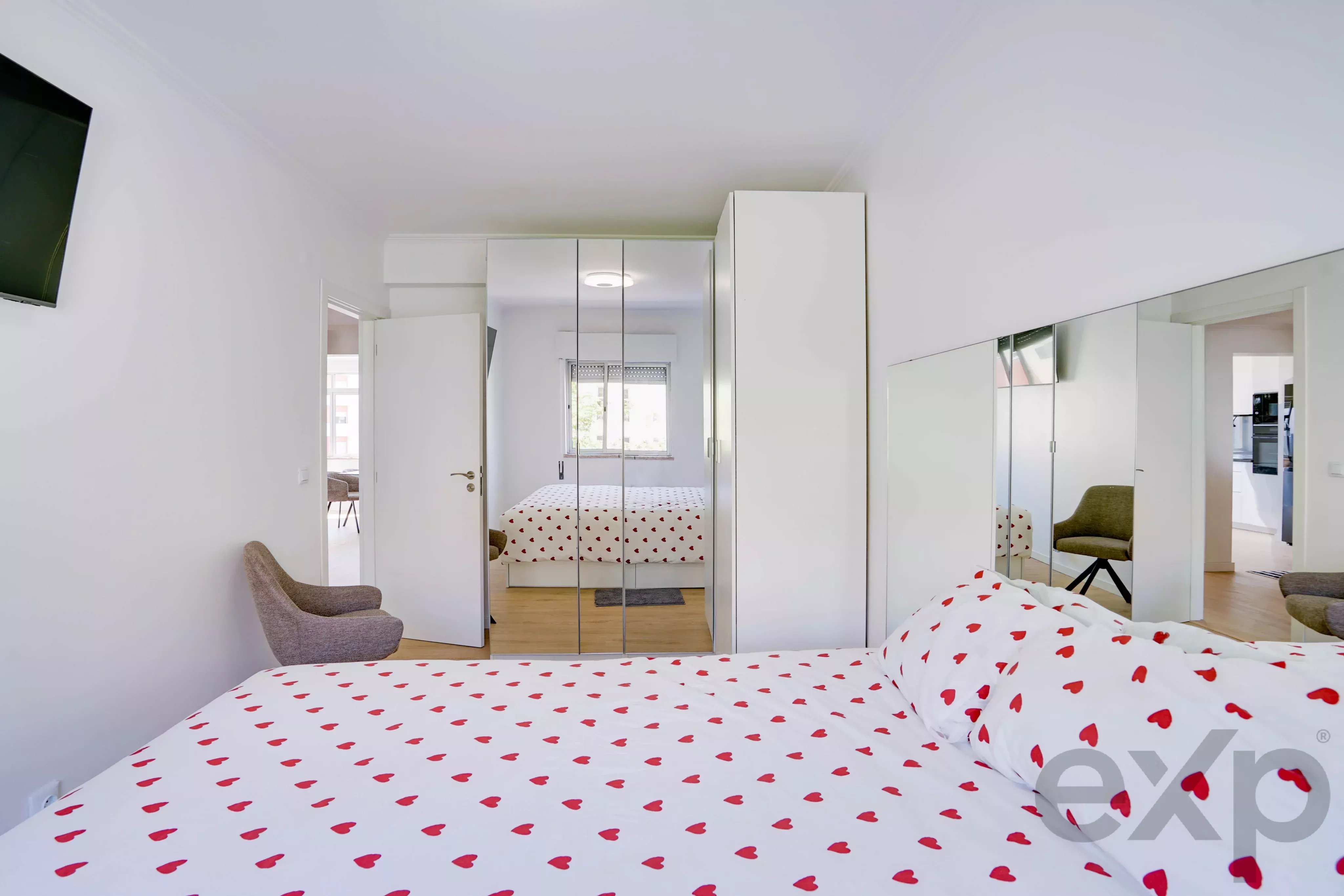Renovated T2, Povoa de Santa Iria 86927003 image 17