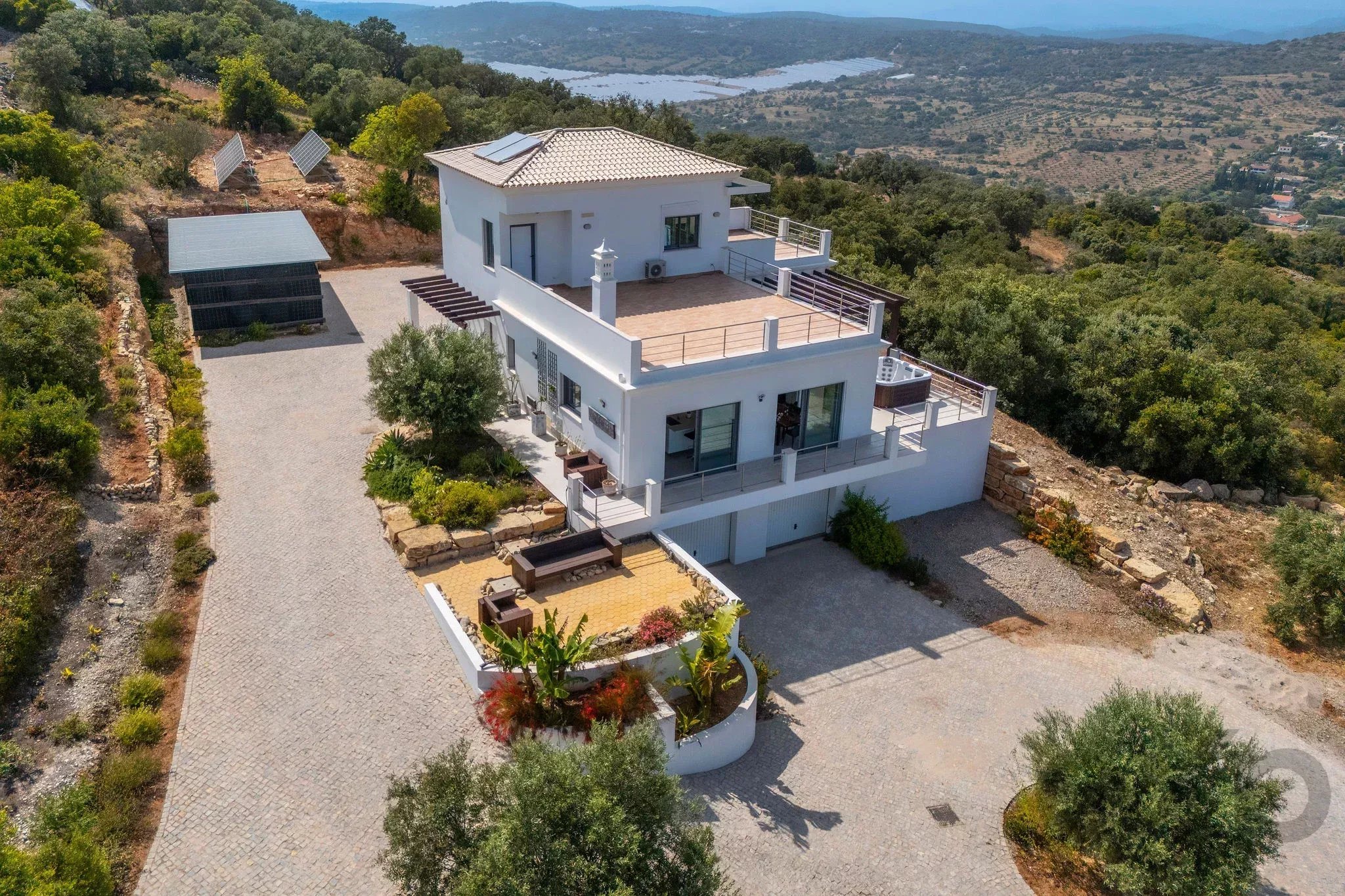 Moradia T3 com vistas panorâmicas magníficas — perto de São Brás de Alportel, Loulé e Faro