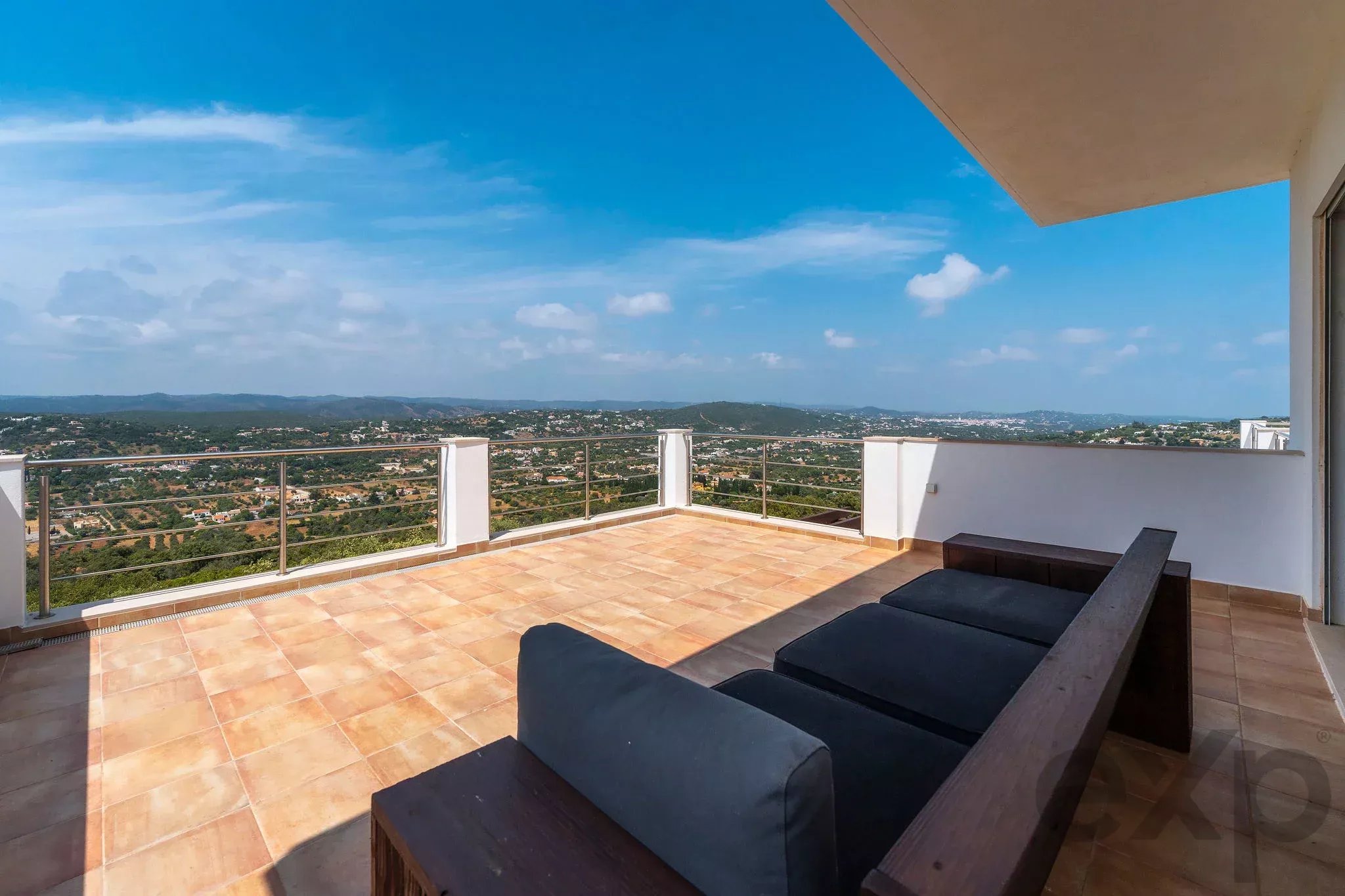 Moradia T3 com vistas panorâmicas magníficas — perto de São Brás de Alportel, Loulé e Faro