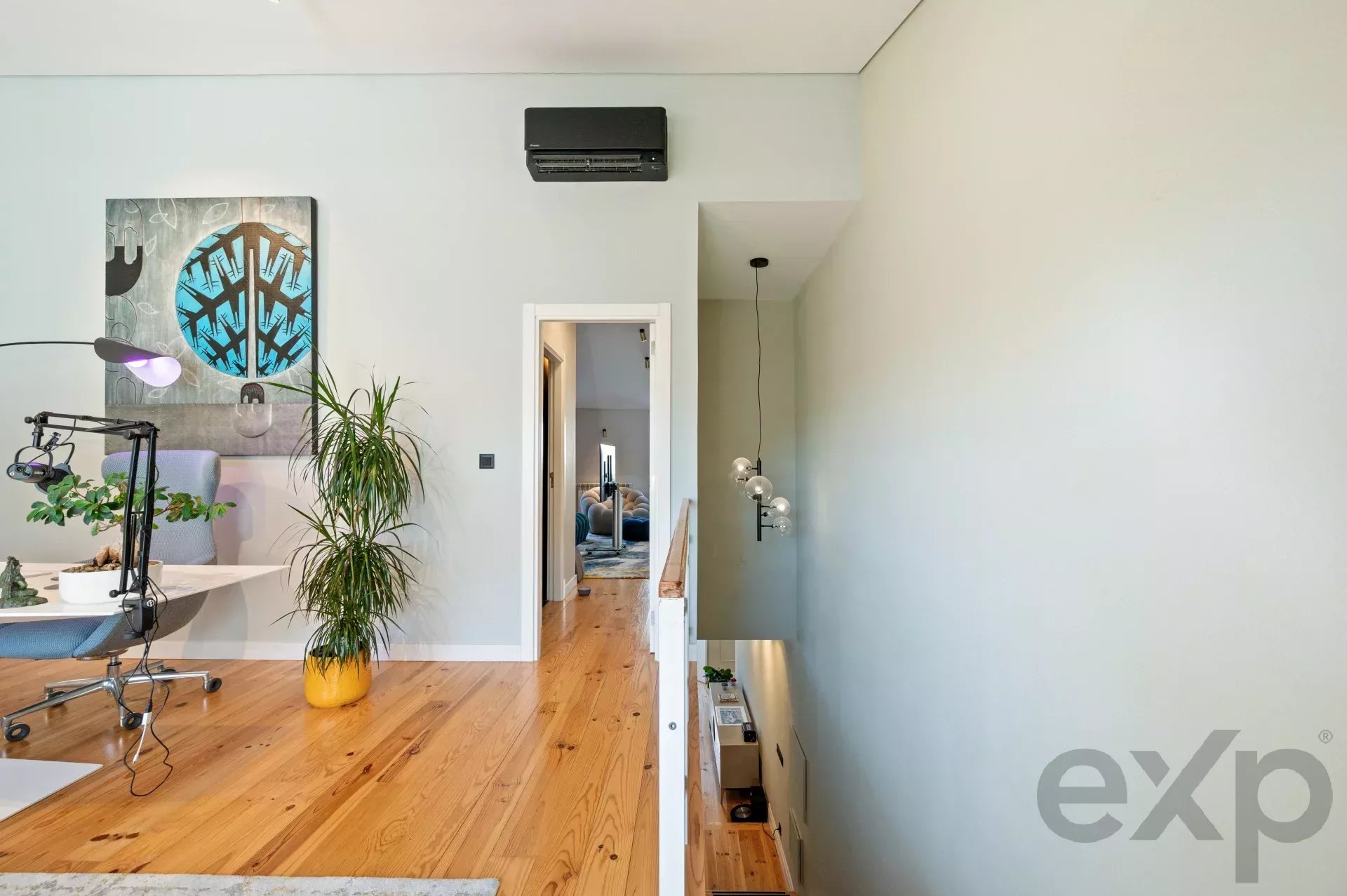 Elegant Two‑Bedroom + One‑Bathroom Penthouse in Central Lisbon 86935832 image 45