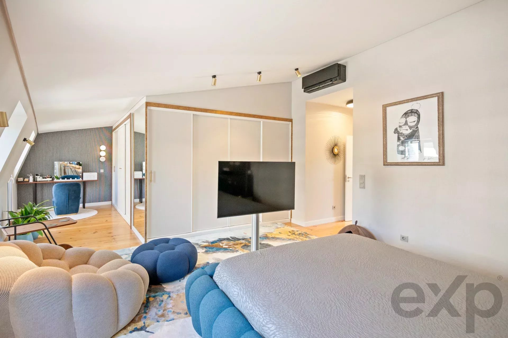Elegant Two‑Bedroom + One‑Bathroom Penthouse in Central Lisbon 86935832 image 47