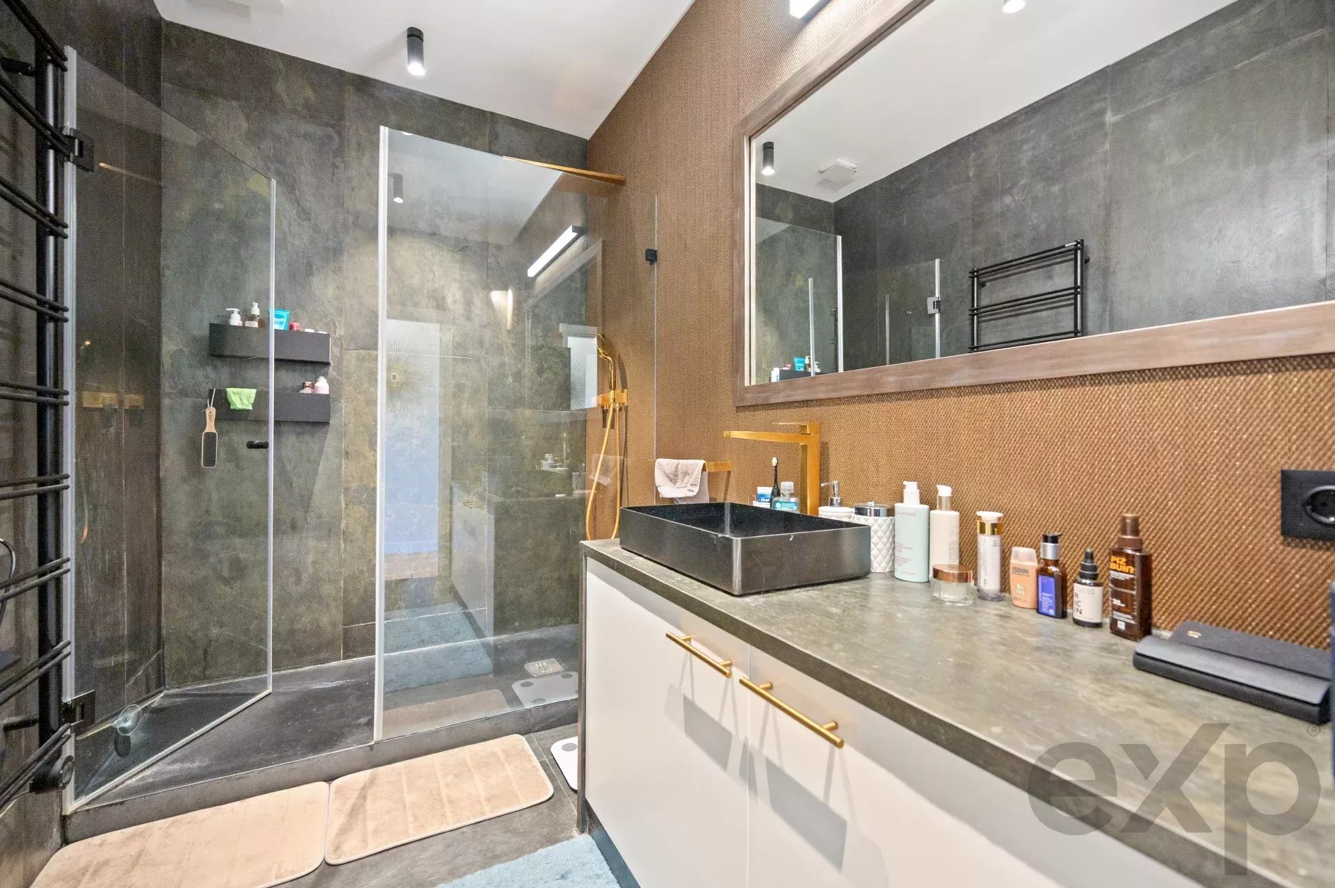 Elegant Two‑Bedroom + One‑Bathroom Penthouse in Central Lisbon 86935832 image 51