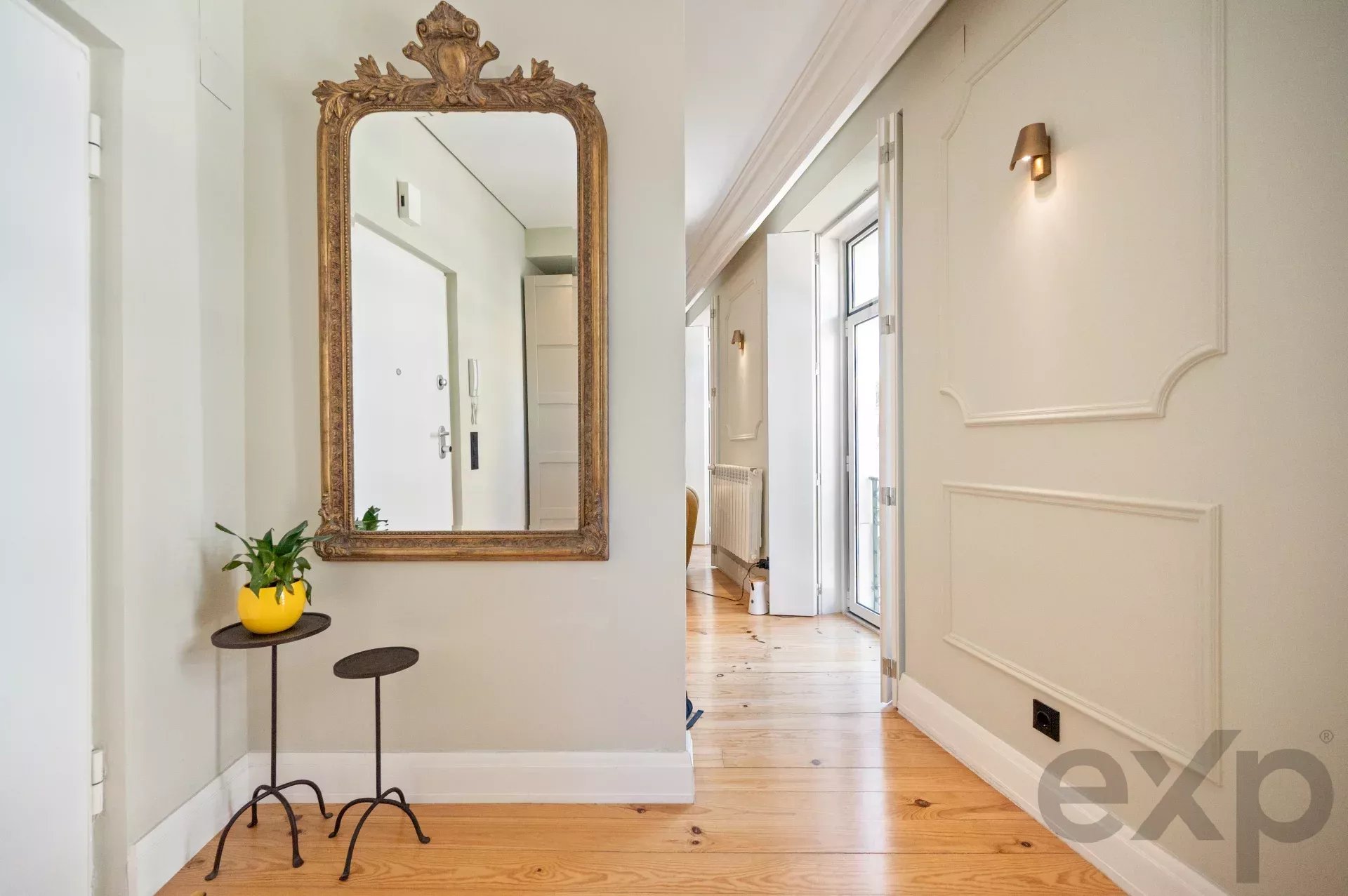 Elegant Two‑Bedroom + One‑Bathroom Penthouse in Central Lisbon 86935832 image 58