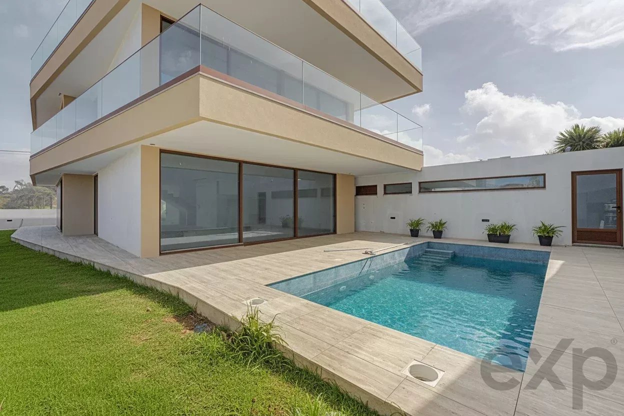 Arcozelo - Moradia de luxo com piscina, rooftop e vista mar, a poucos passos da praia e do golfe.