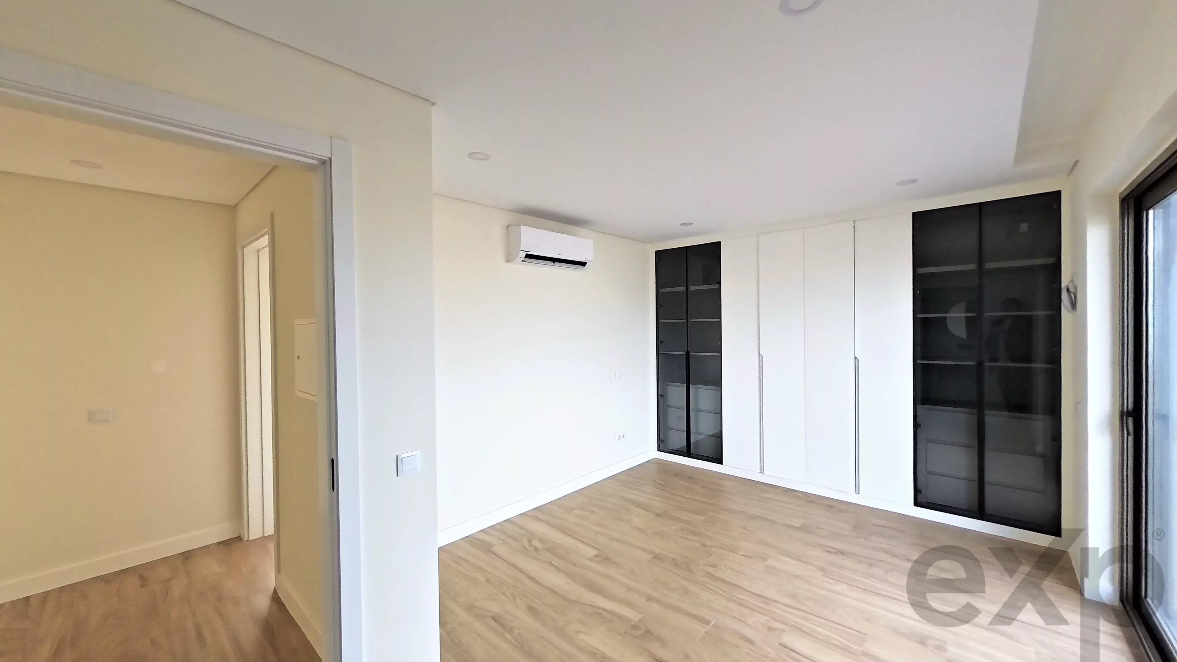T2 Apartments to Duplex T4 in Almancil, Final Units 86937182 image 18