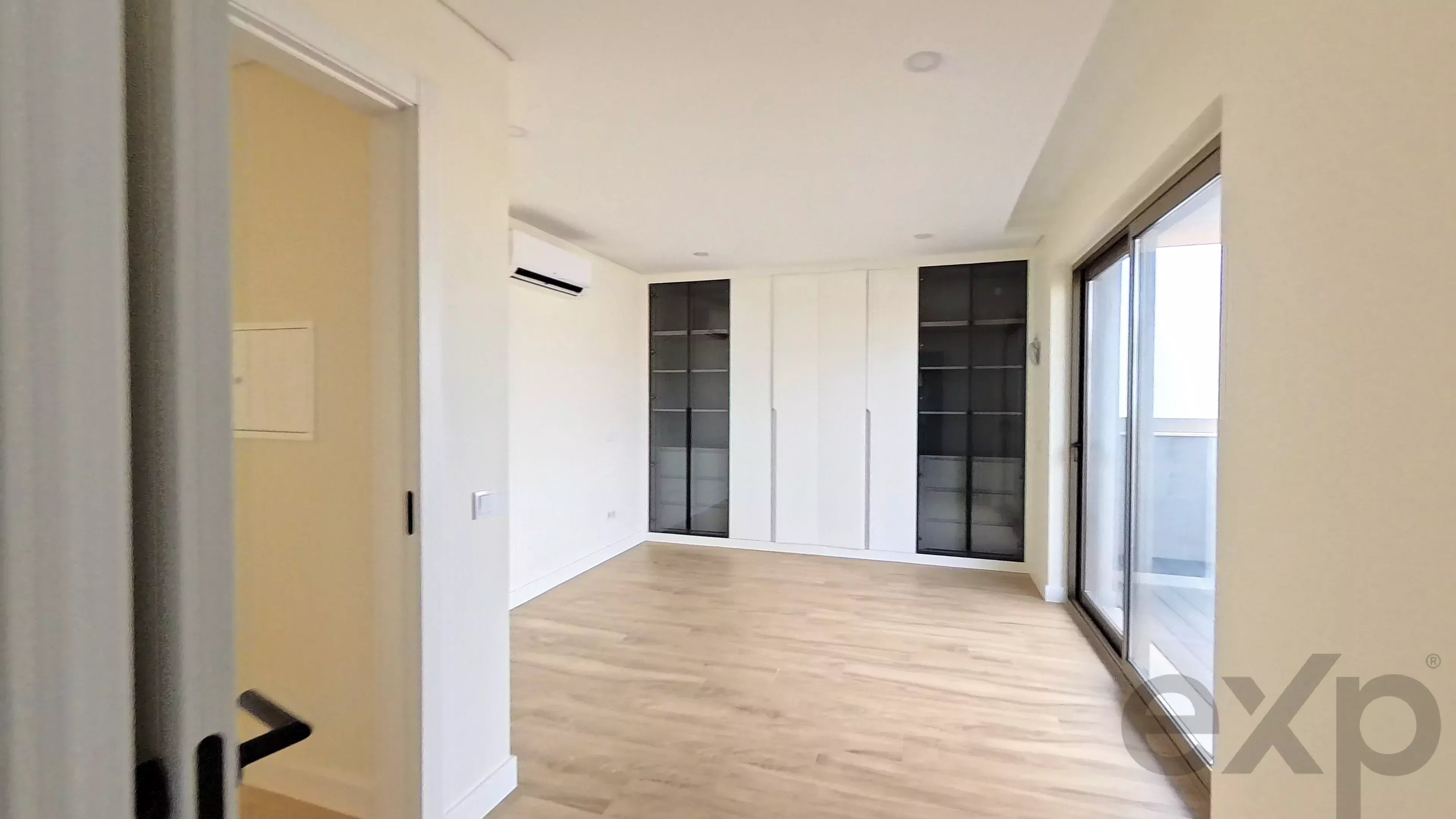 T2 Apartments to Duplex T4 in Almancil, Final Units 86937182 image 19