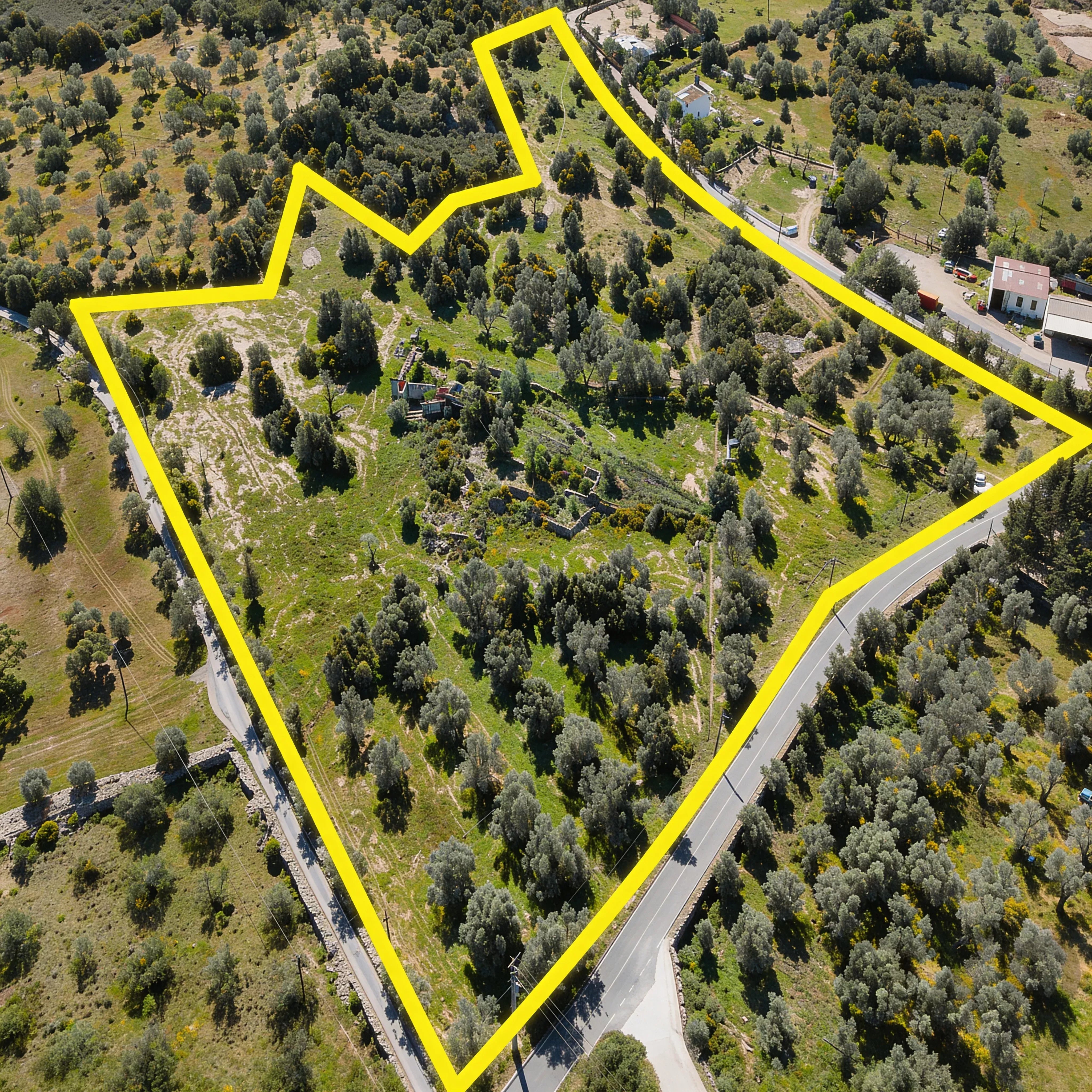 Algarve (serra) - Terreno com Ruína com Projeto Aprovado