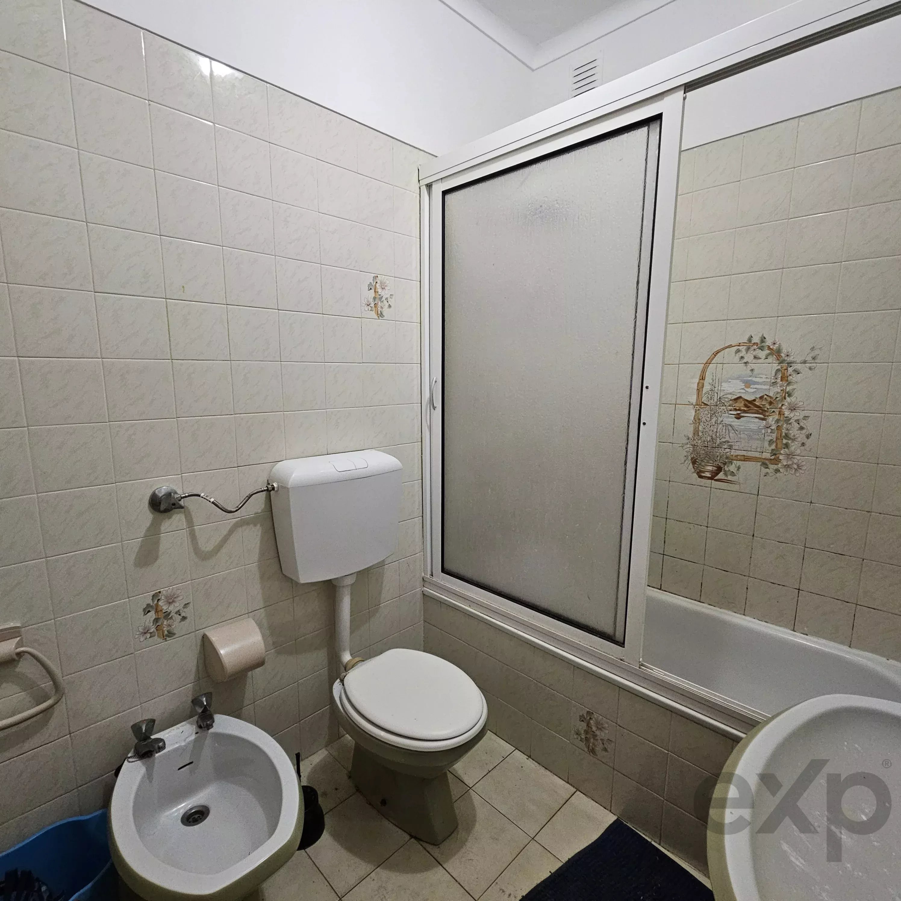 Two‑bedroom apartment in city centre 86970108 image 9