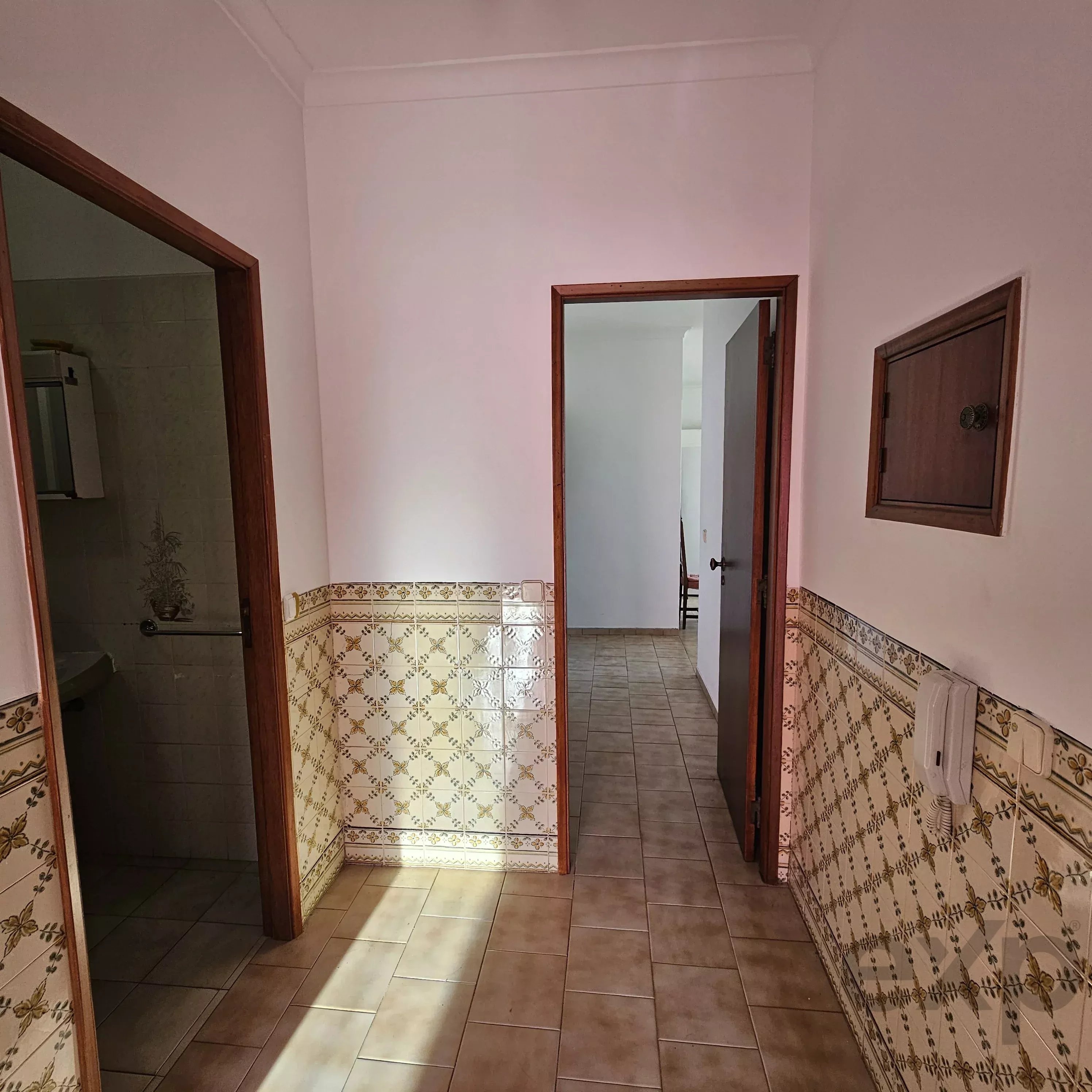 Two‑bedroom apartment in city centre 86970108 image 7