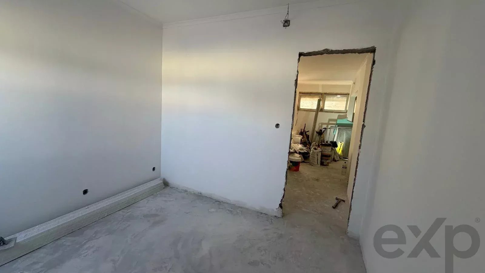 T2 Apartment for Remodelling, Paivães, Amora 86997802 image 7