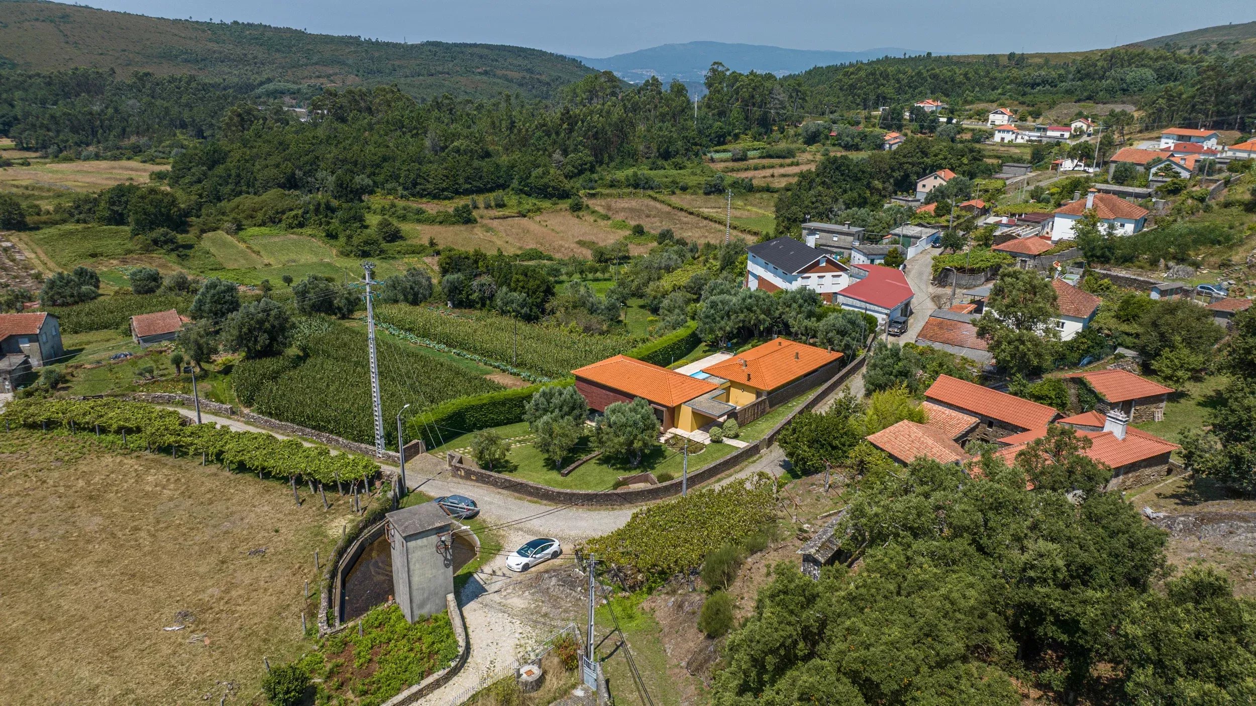 Moradia para alugar em Dem, 300 m²