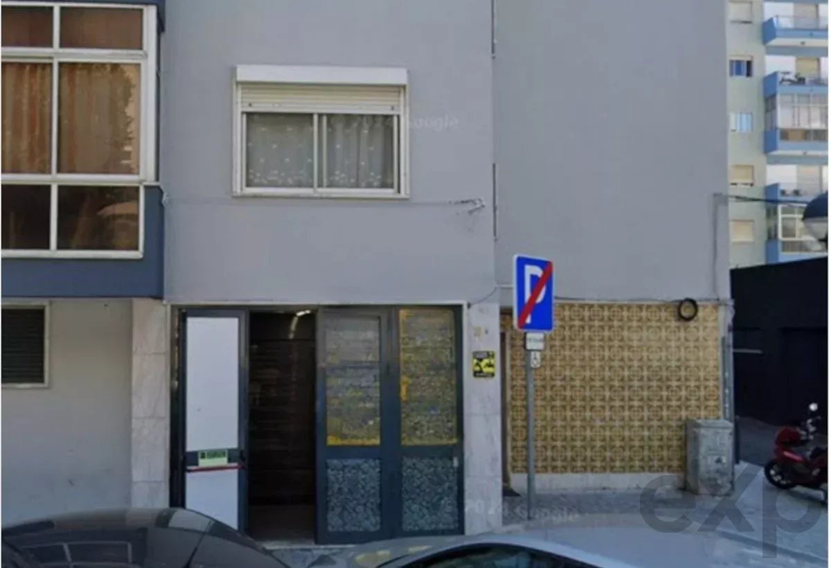 Estabelecimento Comercial/Armazém - Reboleira- AMADORA 87002390 image 1