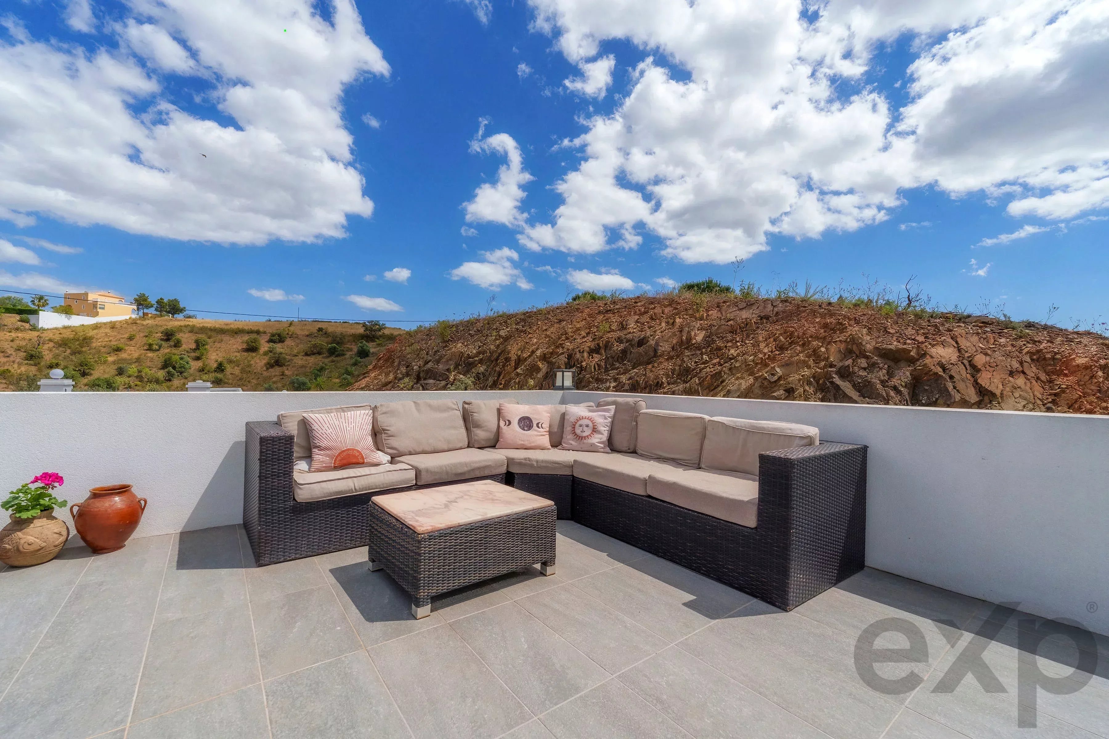 Country villa renovated with 5 bedrooms, swimming pool, panoramic views, 2 hectares 87005816 image 55
