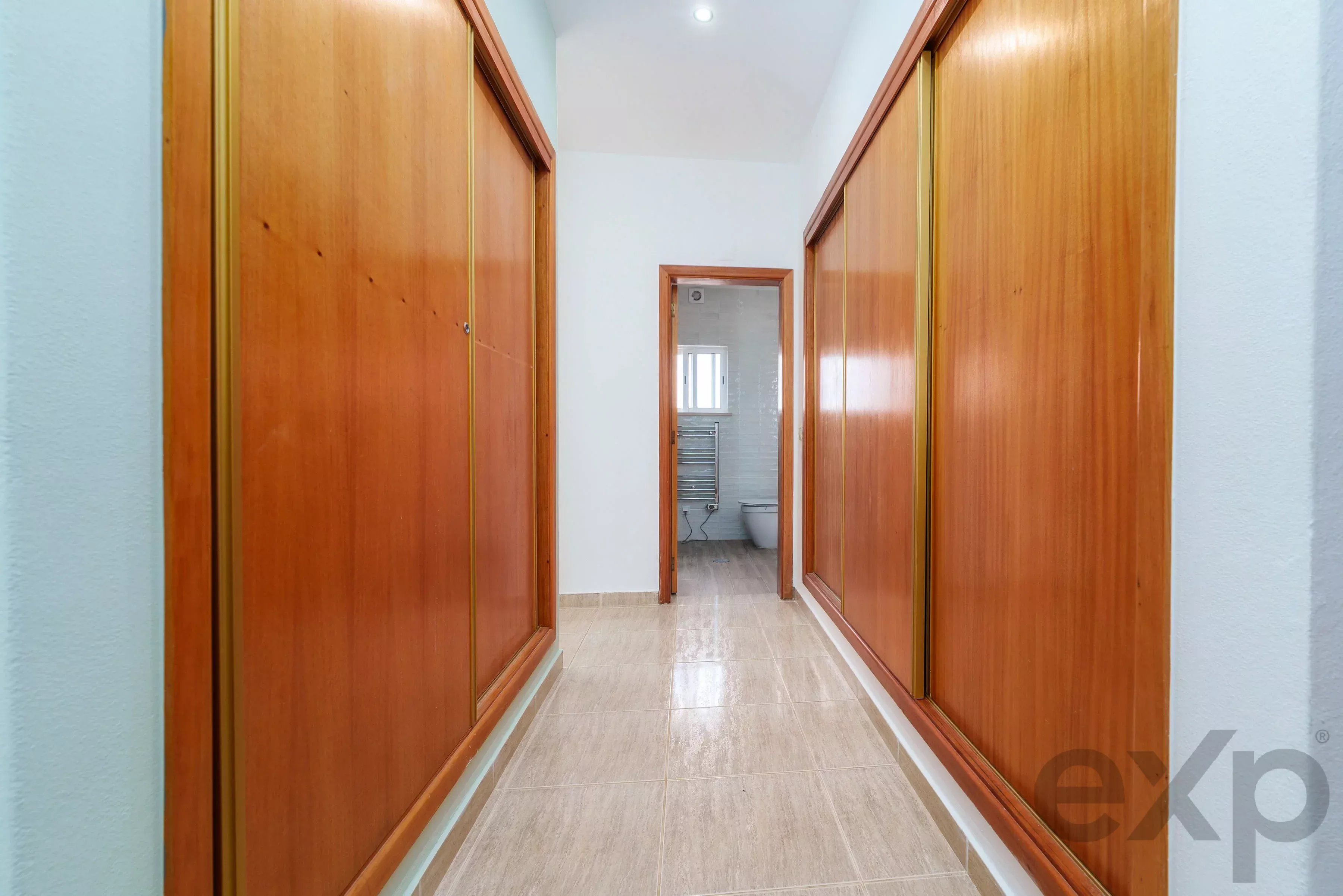 Country villa renovated with 5 bedrooms, swimming pool, panoramic views, 2 hectares 87005816 image 15