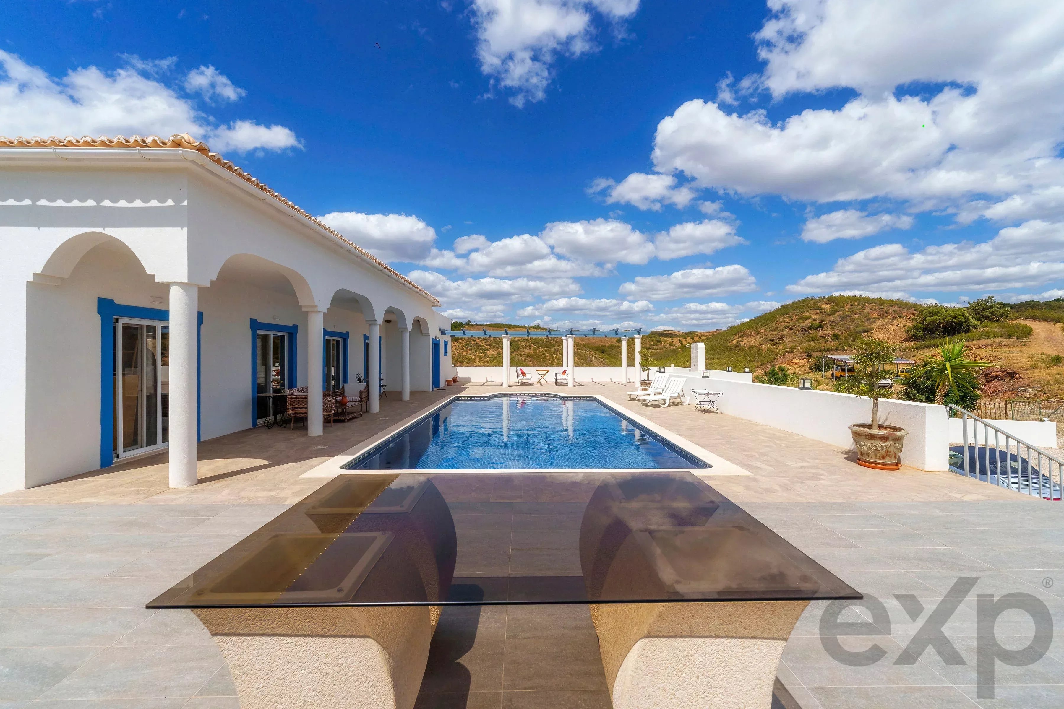 Country villa renovated with 5 bedrooms, swimming pool, panoramic views, 2 hectares 87005816 image 54