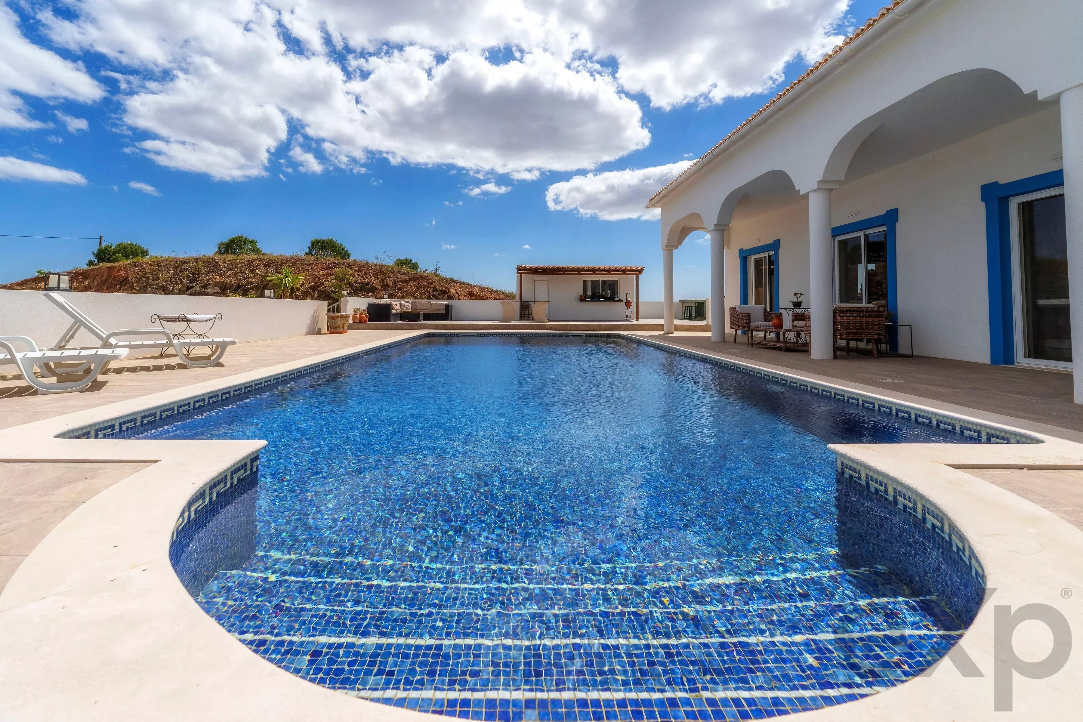 Country villa renovated with 5 bedrooms, swimming pool, panoramic views, 2 hectares 87005816 image 59