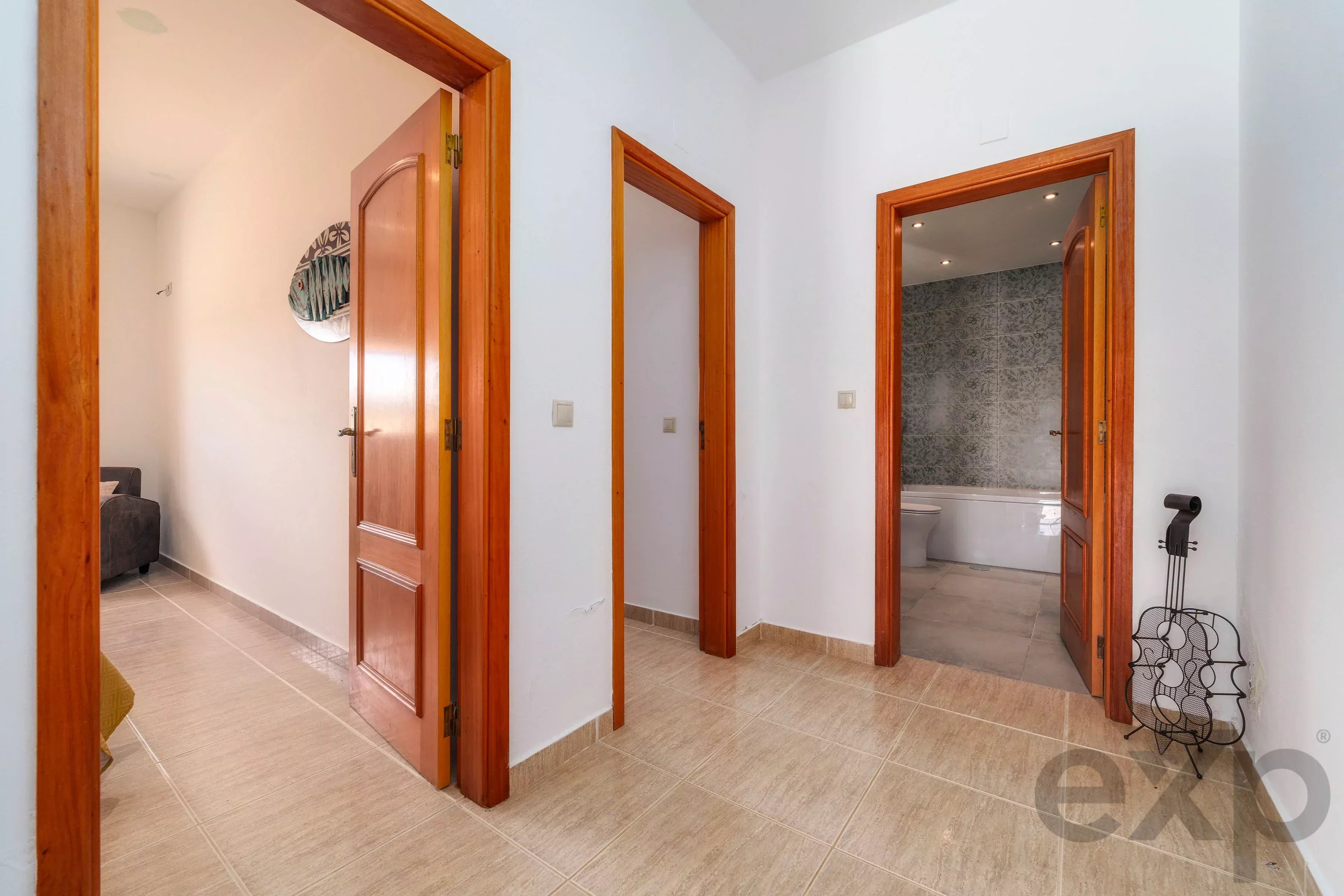 Country villa renovated with 5 bedrooms, swimming pool, panoramic views, 2 hectares 87005816 image 24