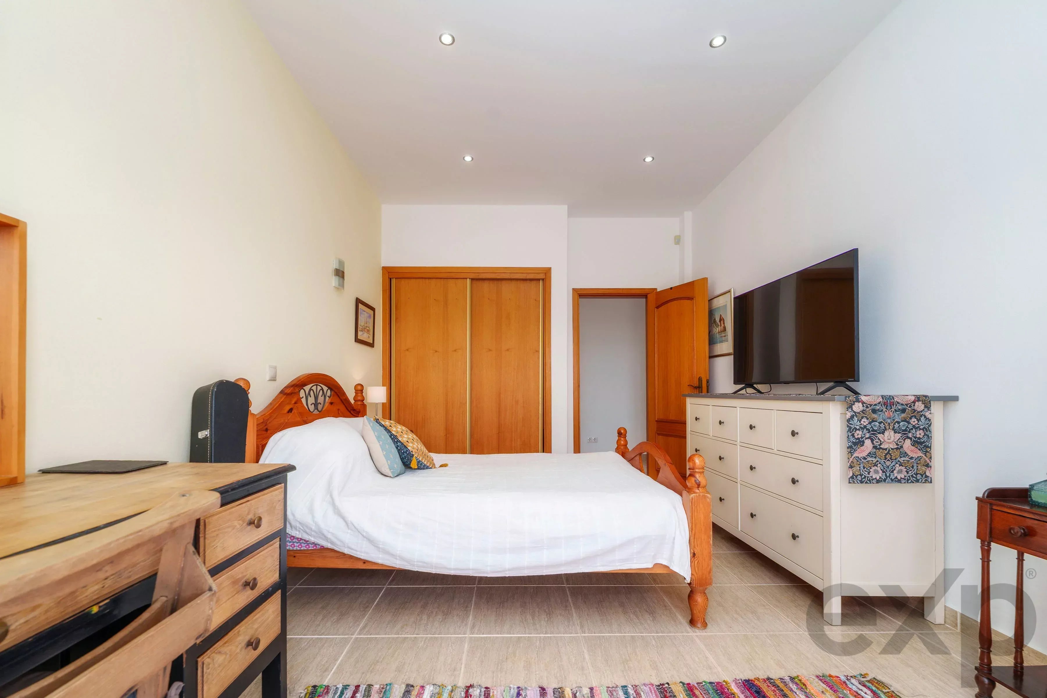 Country villa renovated with 5 bedrooms, swimming pool, panoramic views, 2 hectares 87005816 image 26