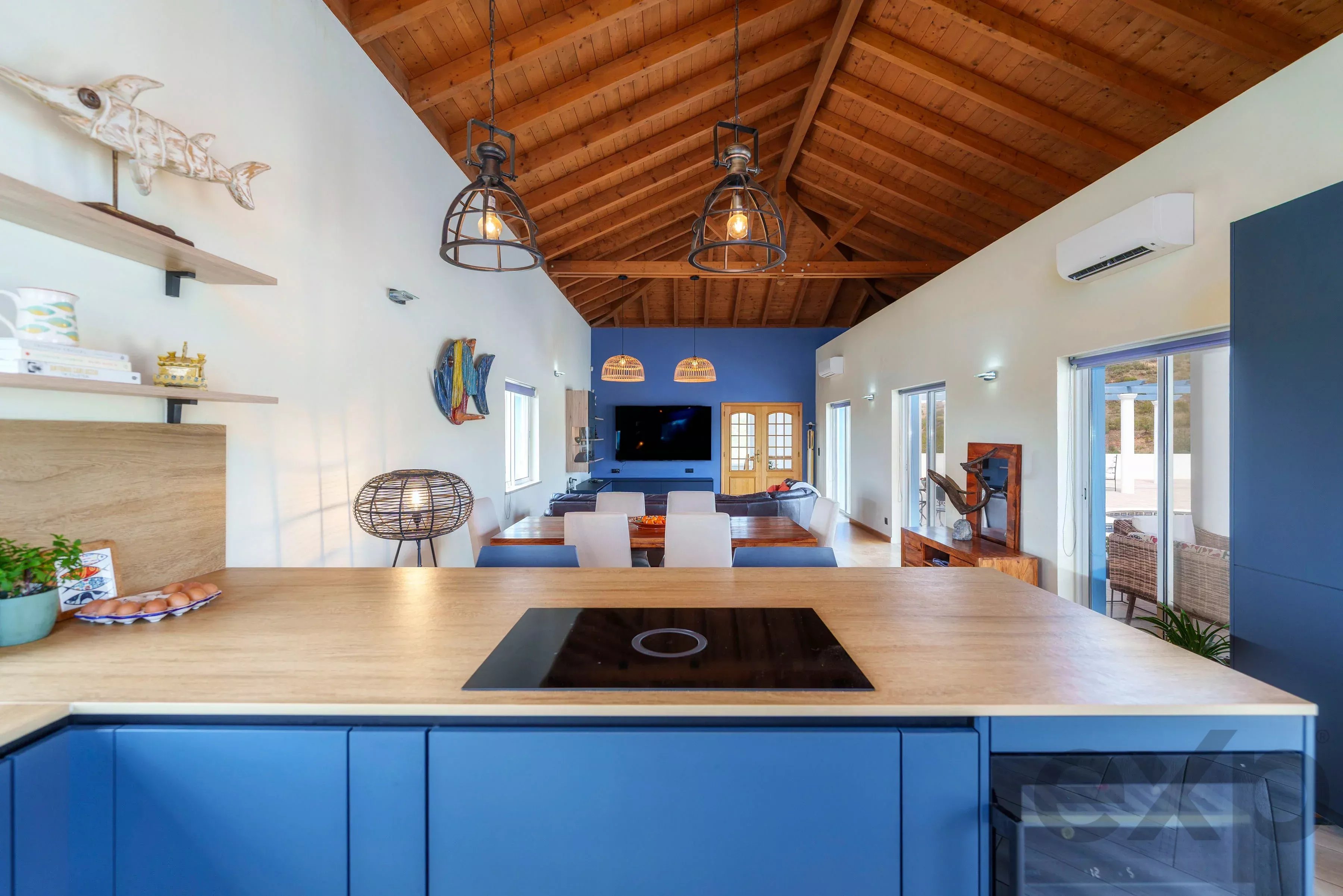Country villa renovated with 5 bedrooms, swimming pool, panoramic views, 2 hectares 87005816 image 3