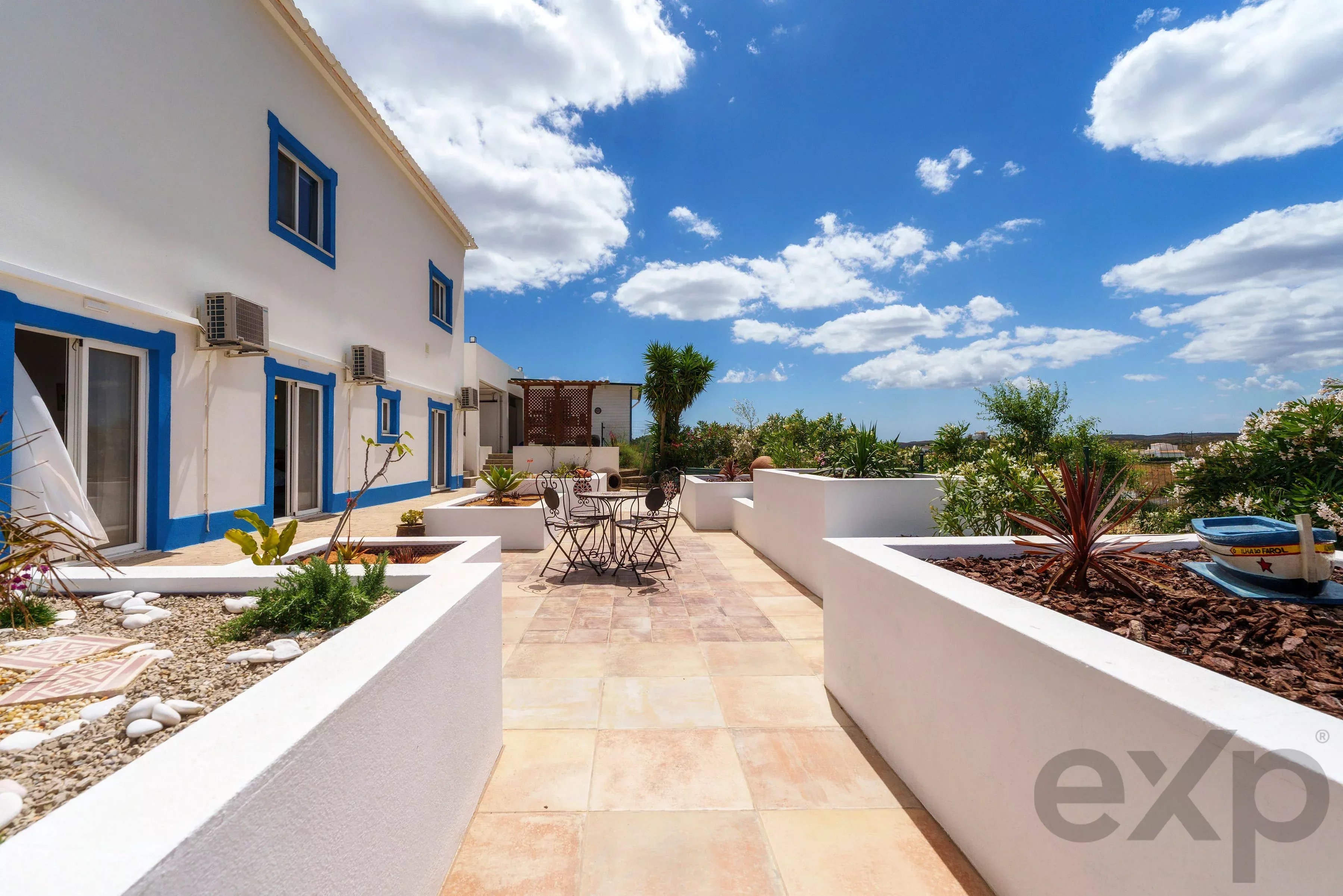 Country villa renovated with 5 bedrooms, swimming pool, panoramic views, 2 hectares 87005816 image 43