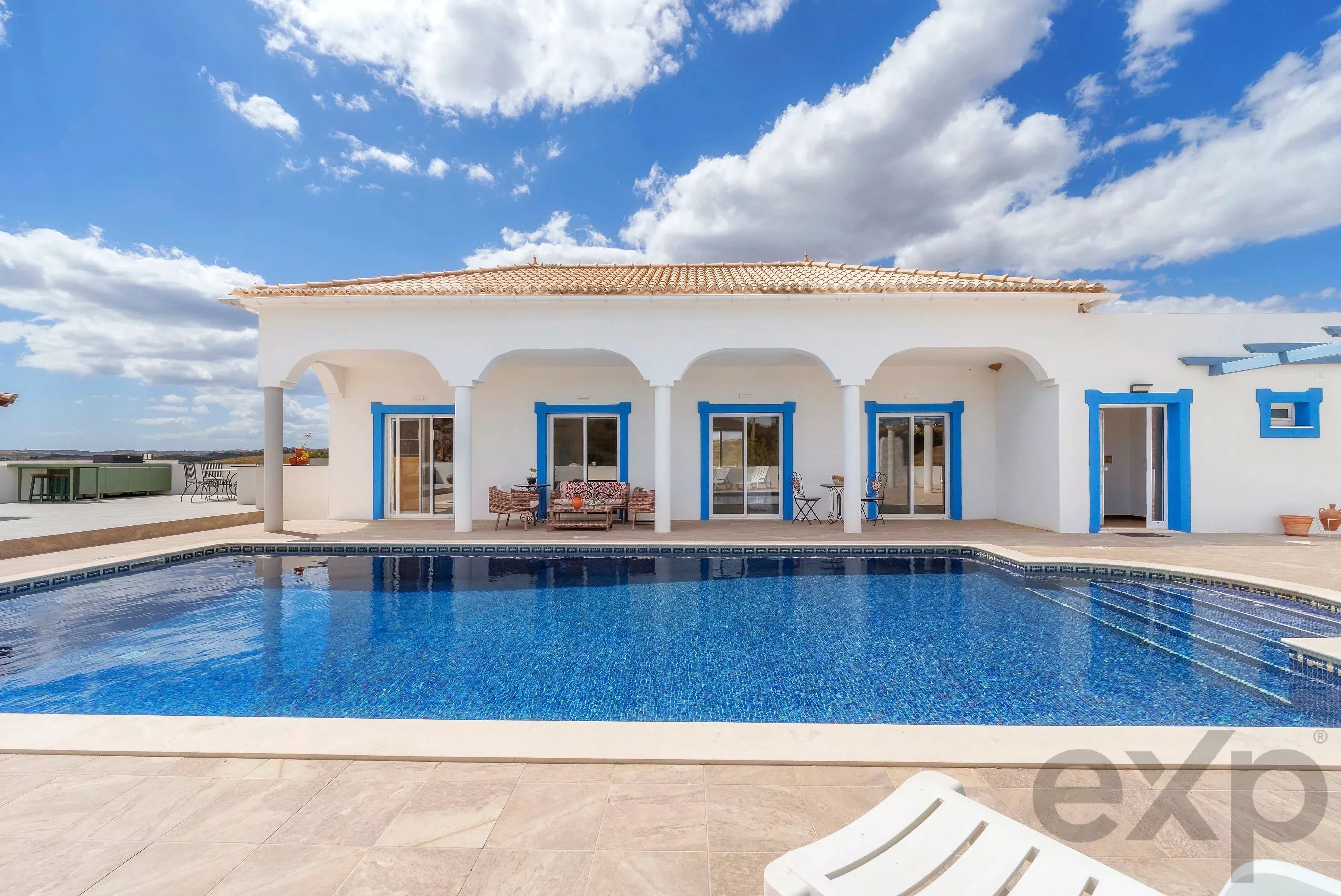 Country villa renovated with 5 bedrooms, swimming pool, panoramic views, 2 hectares 87005816 image 56
