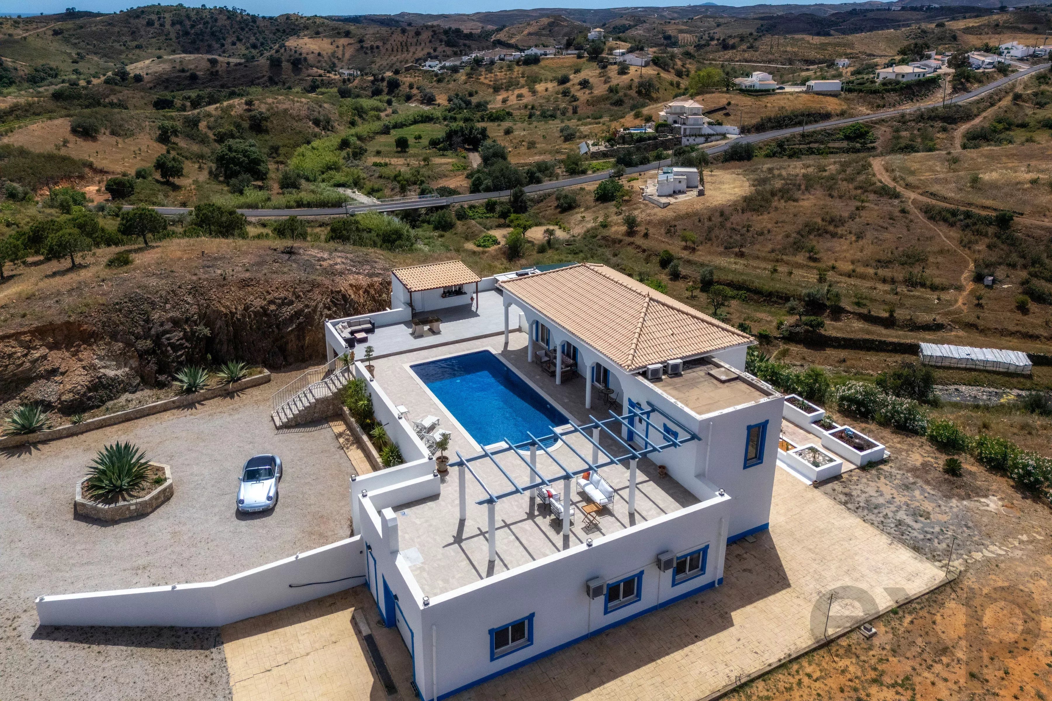 Country villa renovated with 5 bedrooms, swimming pool, panoramic views, 2 hectares 87005816 image 67