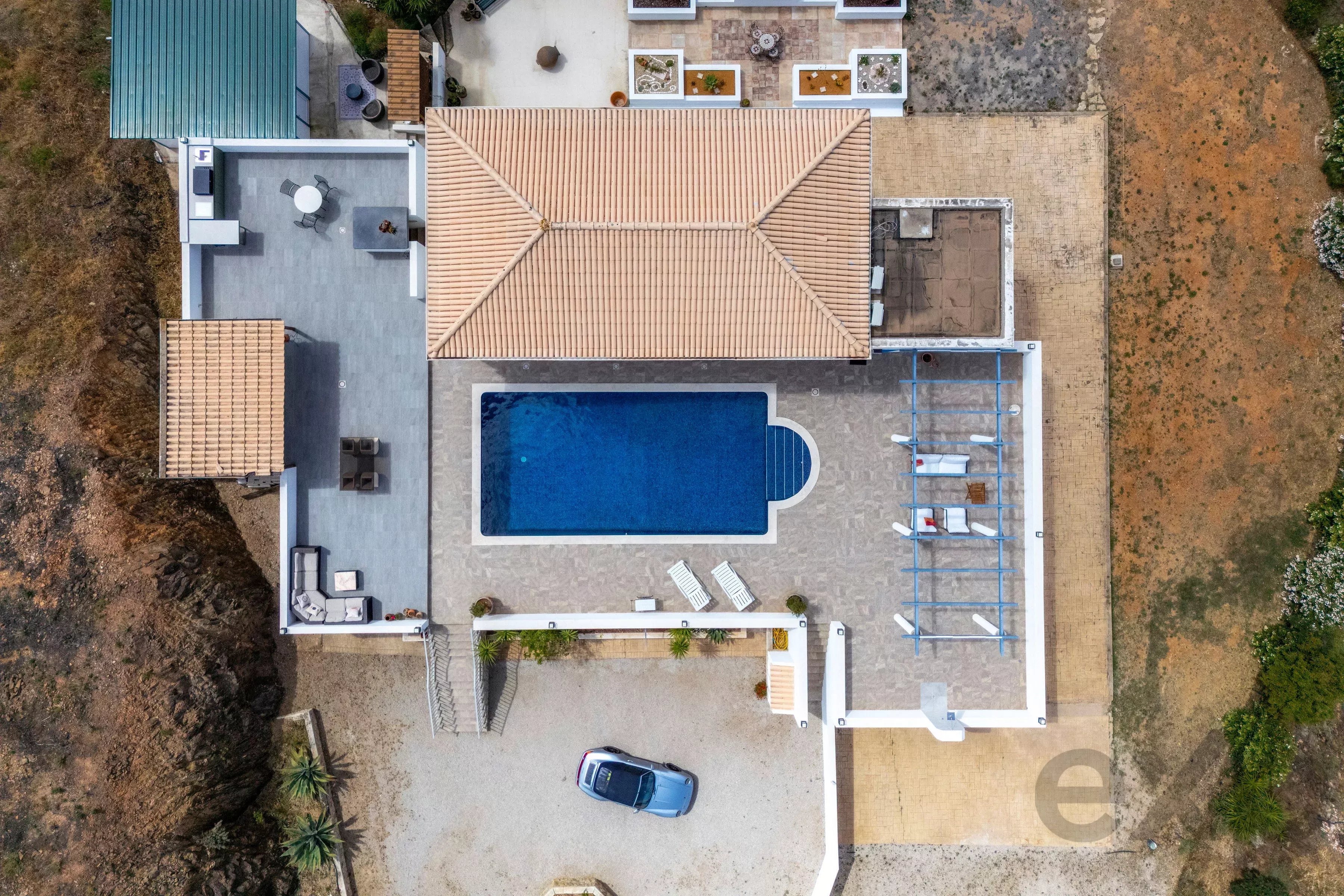 Country villa renovated with 5 bedrooms, swimming pool, panoramic views, 2 hectares 87005816 image 69