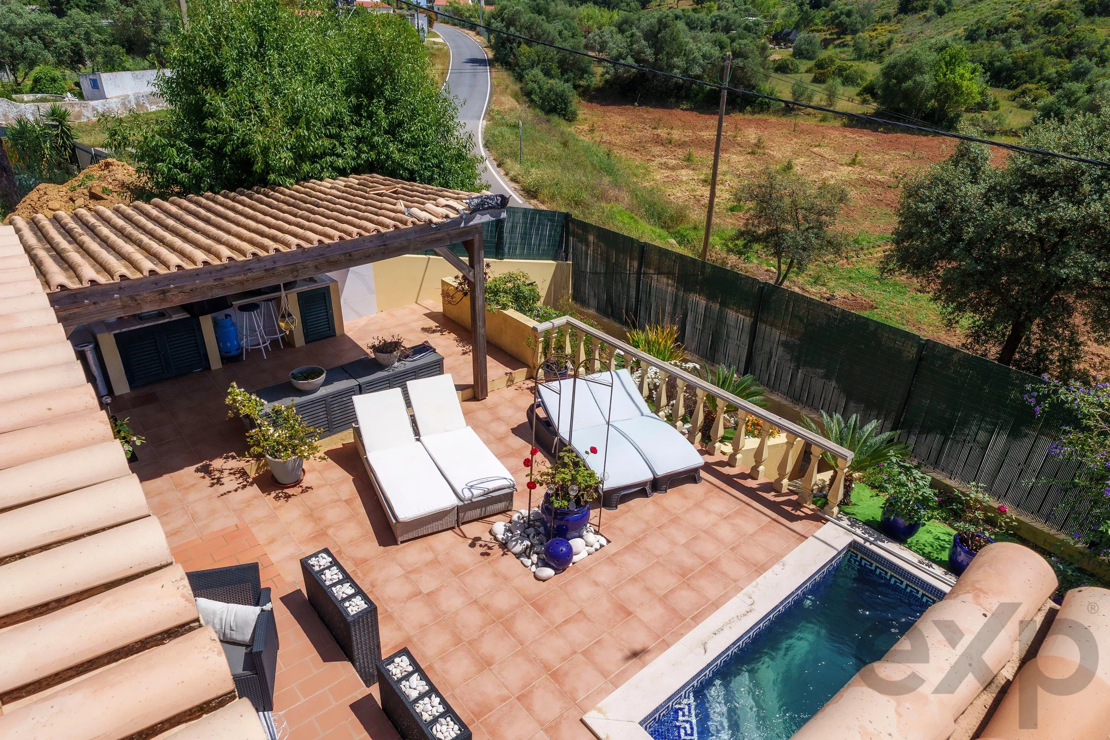 Fantastic charming home with 4 bedrooms, garden and pool in the surroundings of Olhão 87006245 image 42