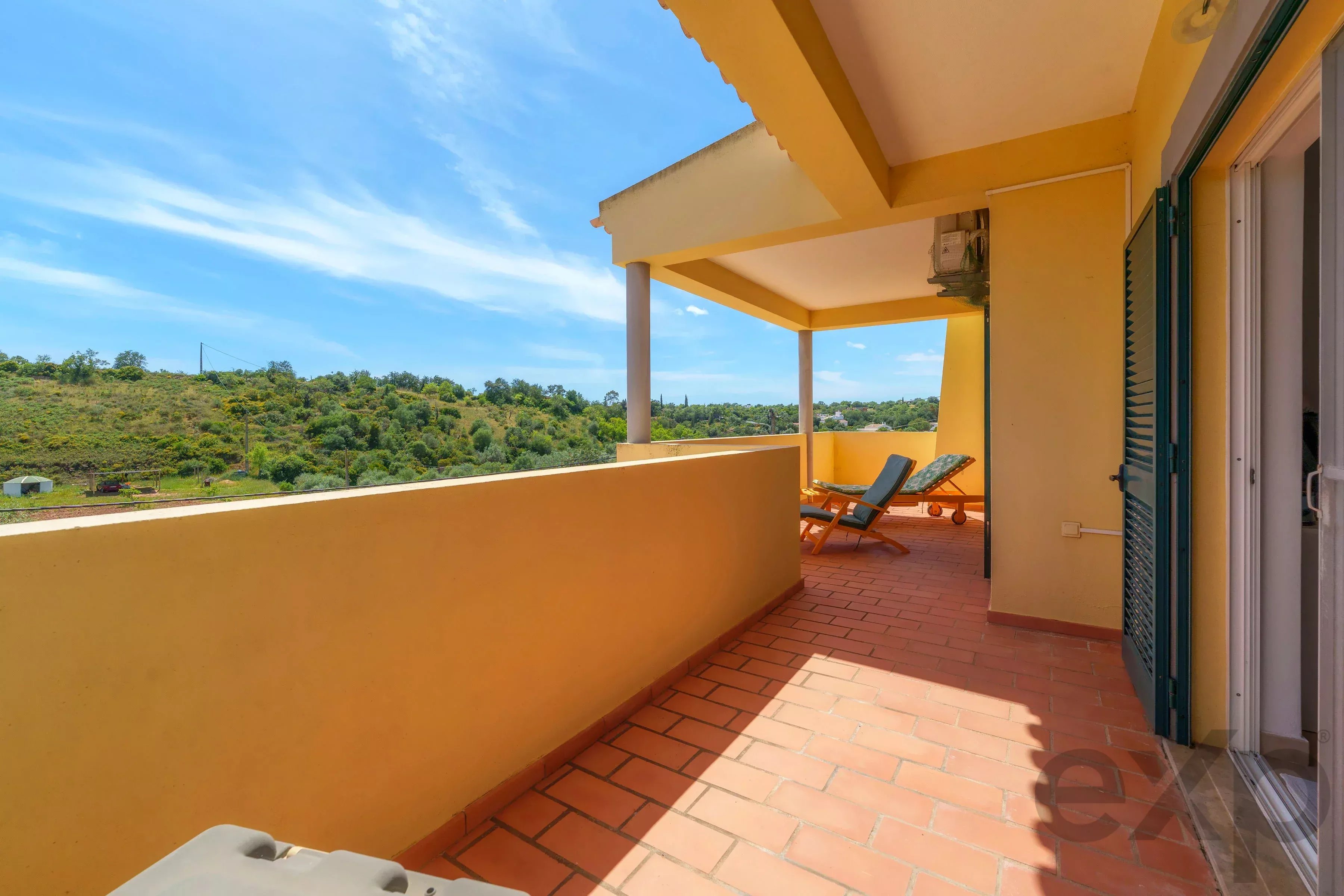 Fantastic charming home with 4 bedrooms, garden and pool in the surroundings of Olhão 87006245 image 30