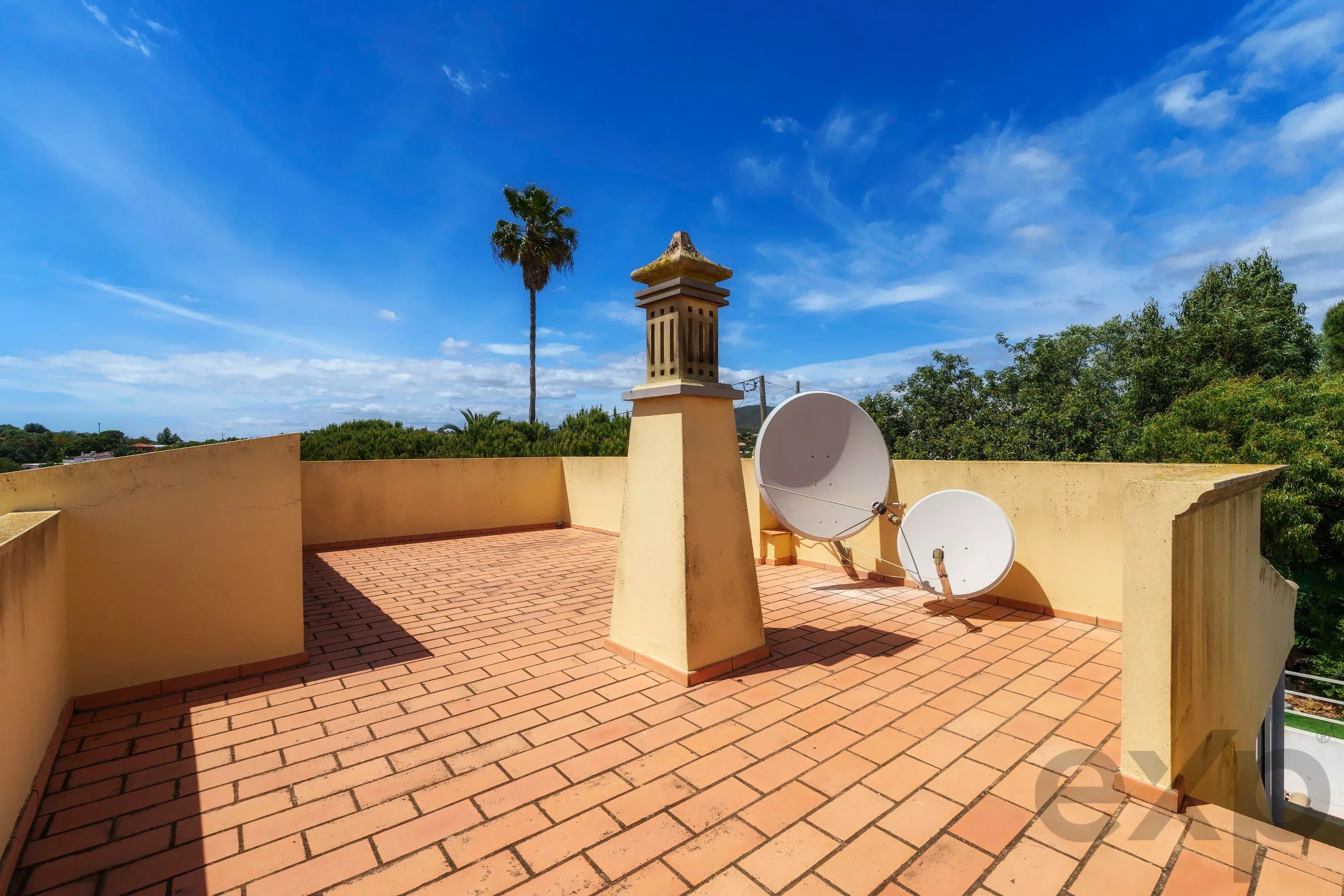 Fantastic charming home with 4 bedrooms, garden and pool in the surroundings of Olhão 87006245 image 40