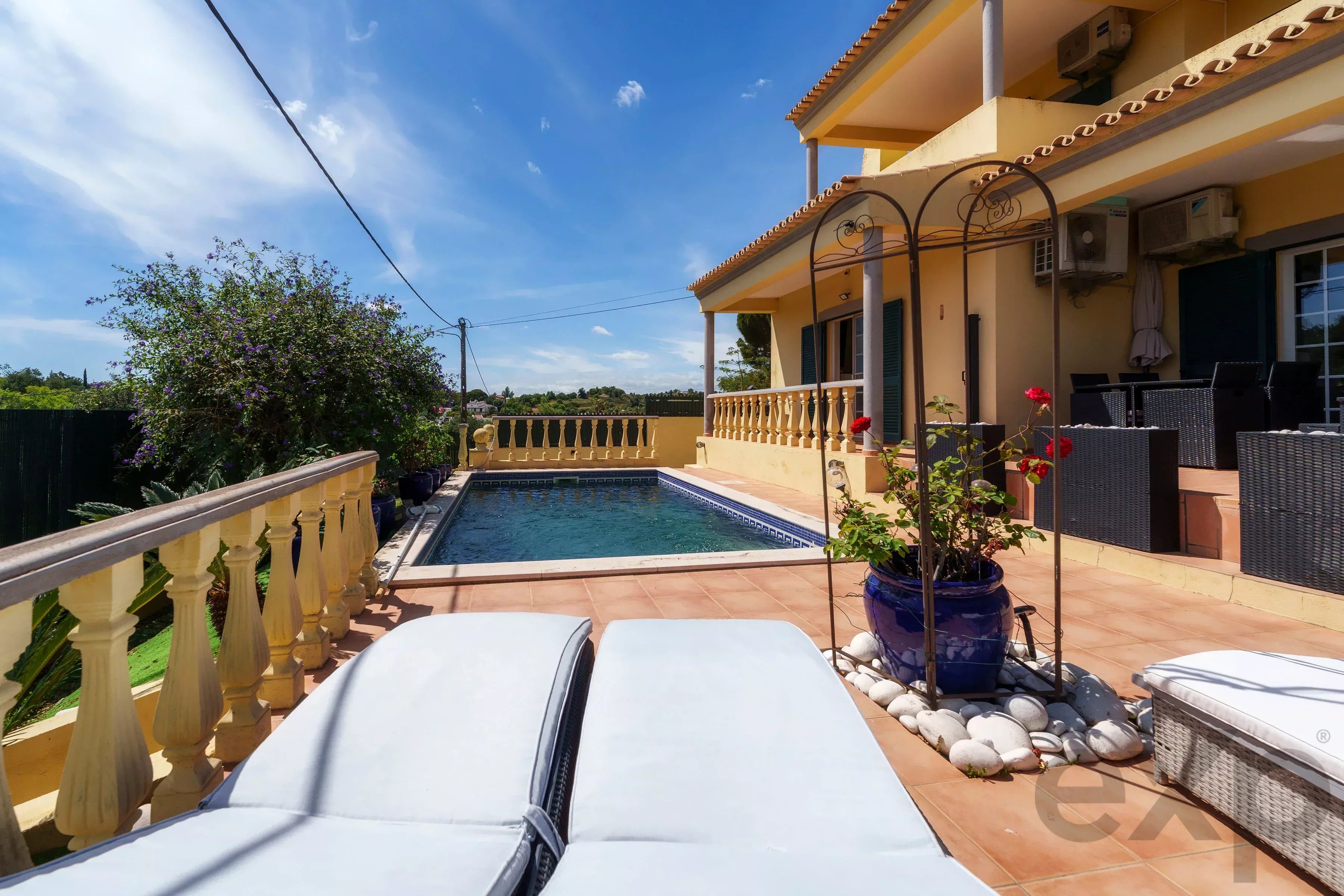Fantastic charming home with 4 bedrooms, garden and pool in the surroundings of Olhão 87006245 image 50