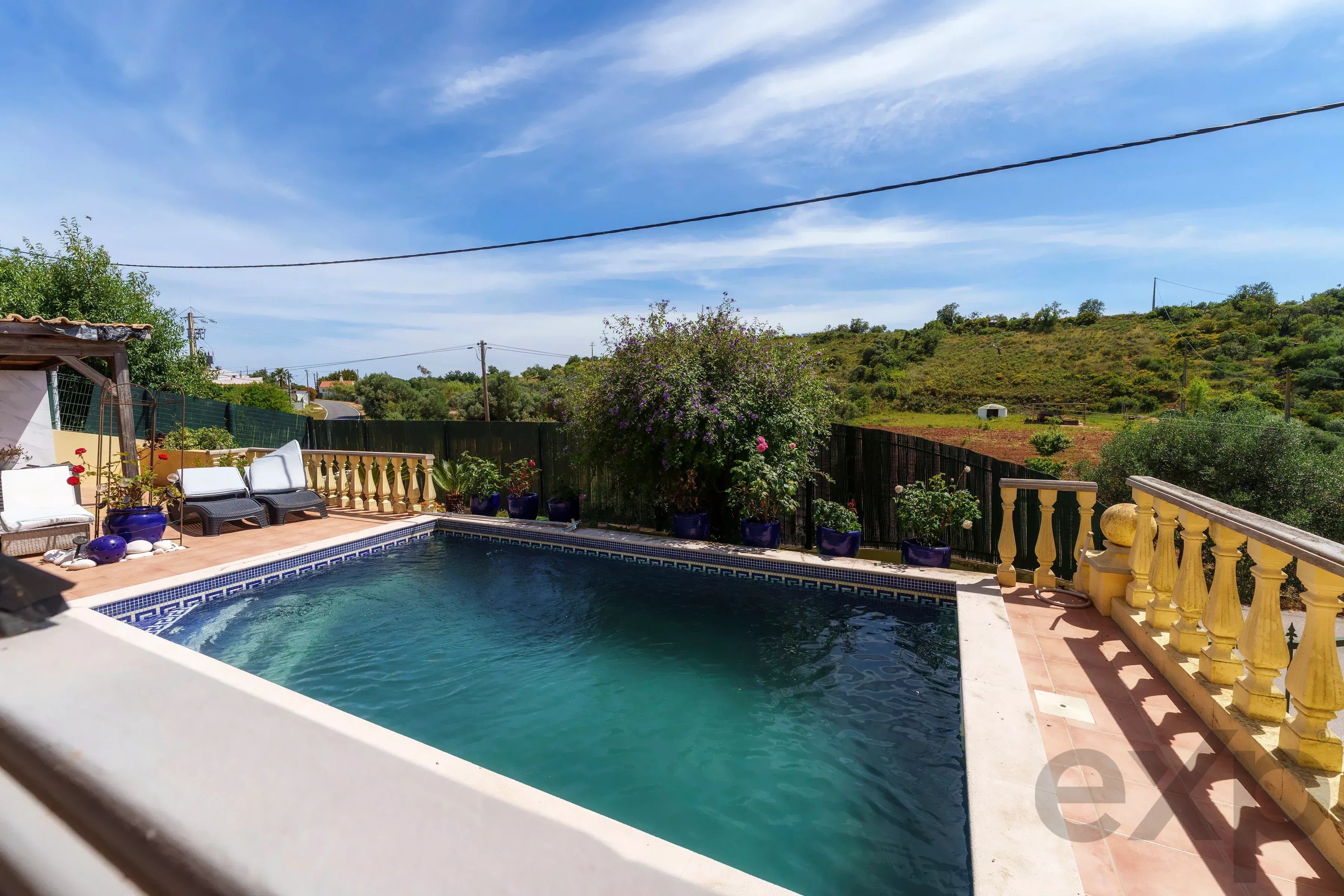 Fantastic charming home with 4 bedrooms, garden and pool in the surroundings of Olhão 87006245 image 8