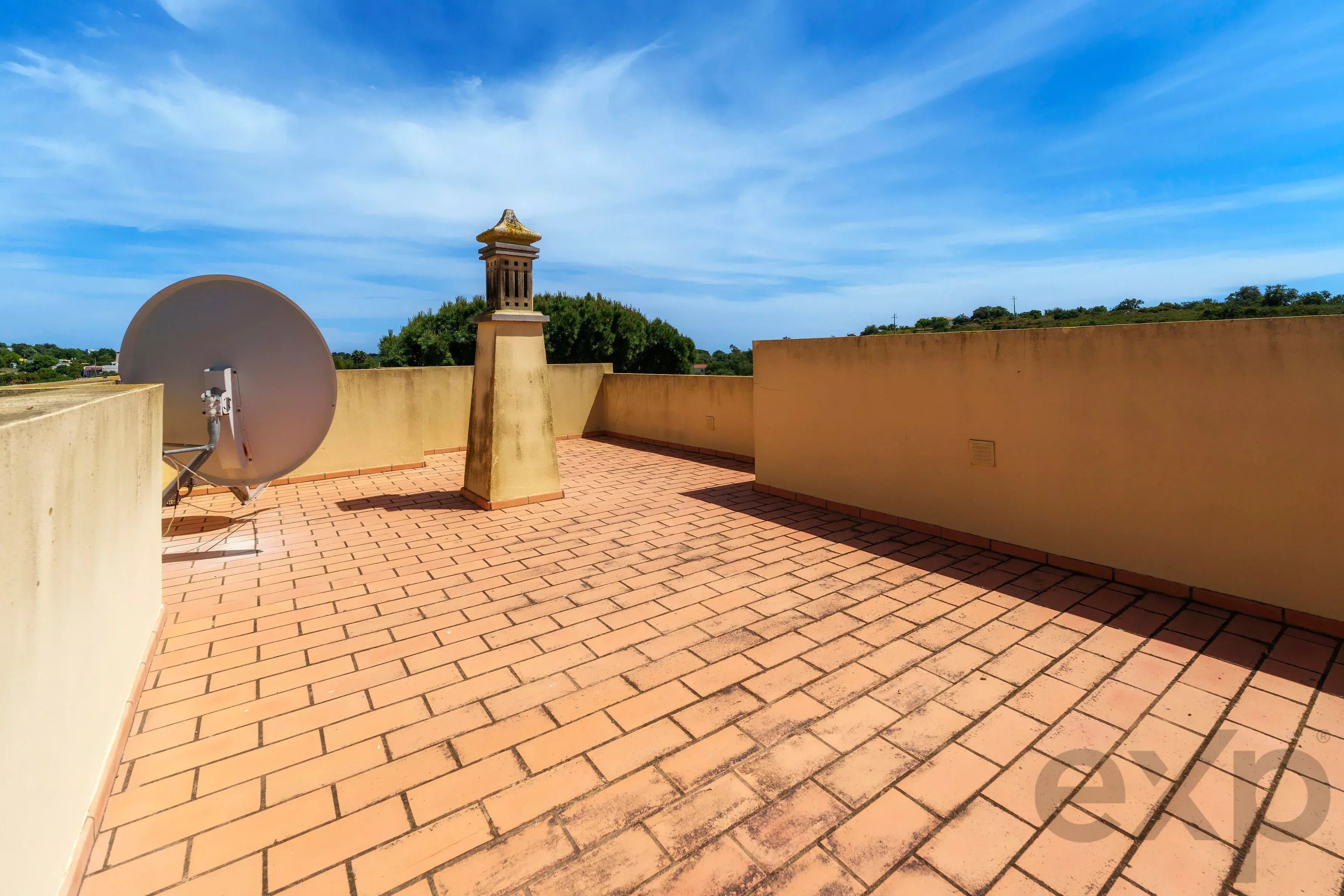 Fantastic charming home with 4 bedrooms, garden and pool in the surroundings of Olhão 87006245 image 41