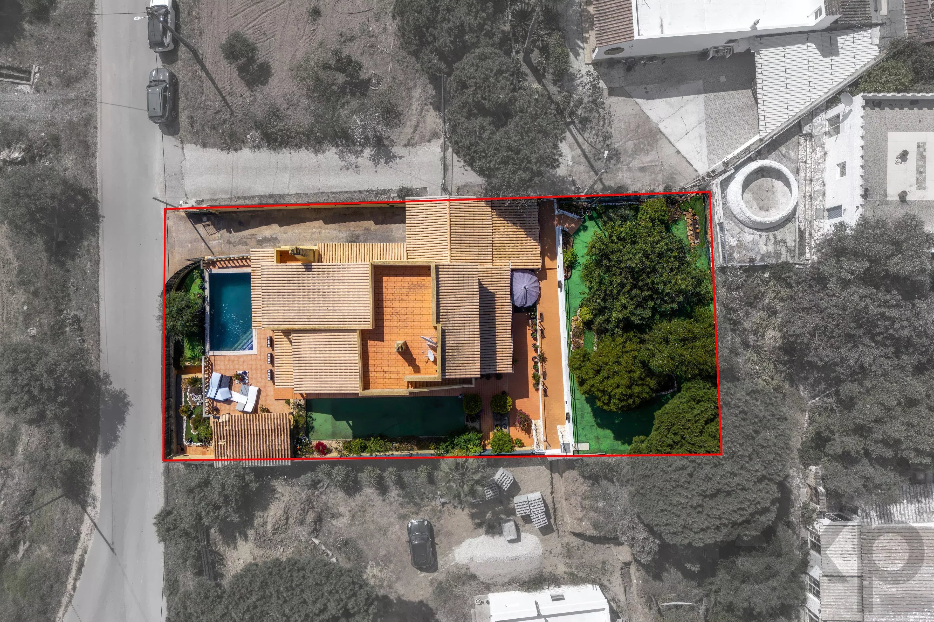 Fantastic charming home with 4 bedrooms, garden and pool in the surroundings of Olhão 87006245 image 52