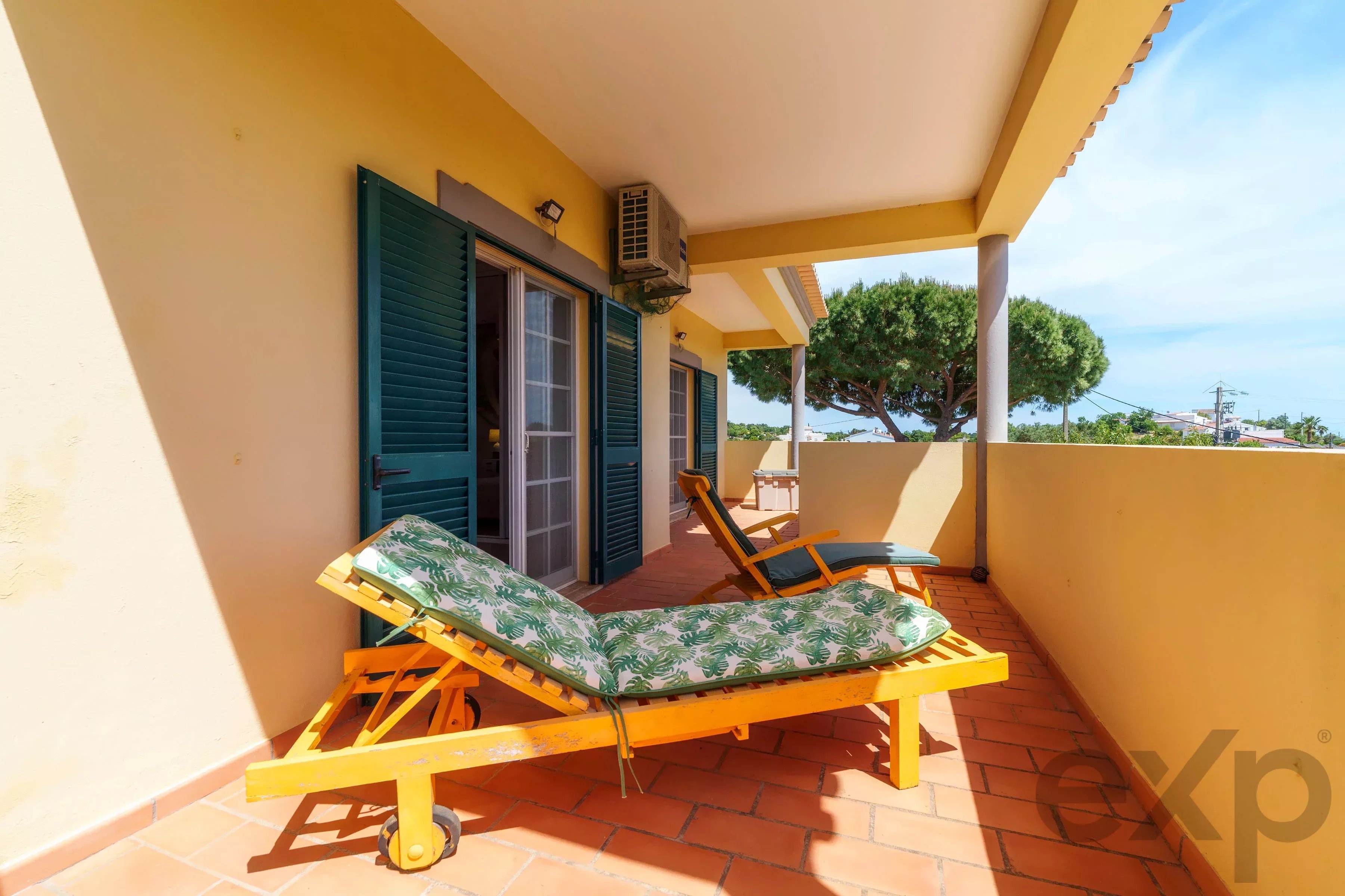 Fantastic charming home with 4 bedrooms, garden and pool in the surroundings of Olhão 87006245 image 32