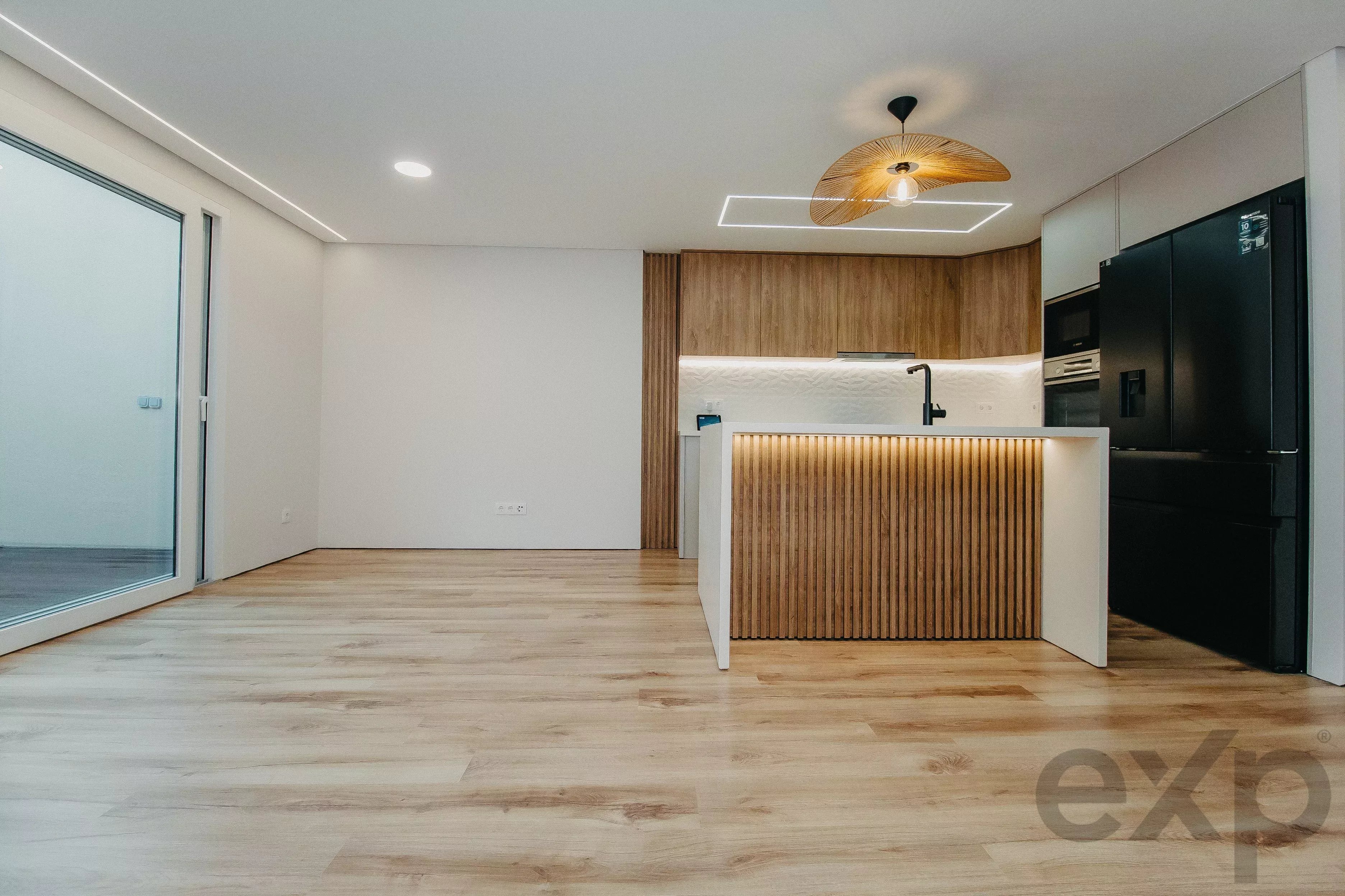 Marvelous Smart T3 House with 2 Suites, Private Garden of 30 m² and Balcony of 12.5 m² in the Historic Centre of Montijo, just 20 minutes from Gare do Oriente 87011924 image 23