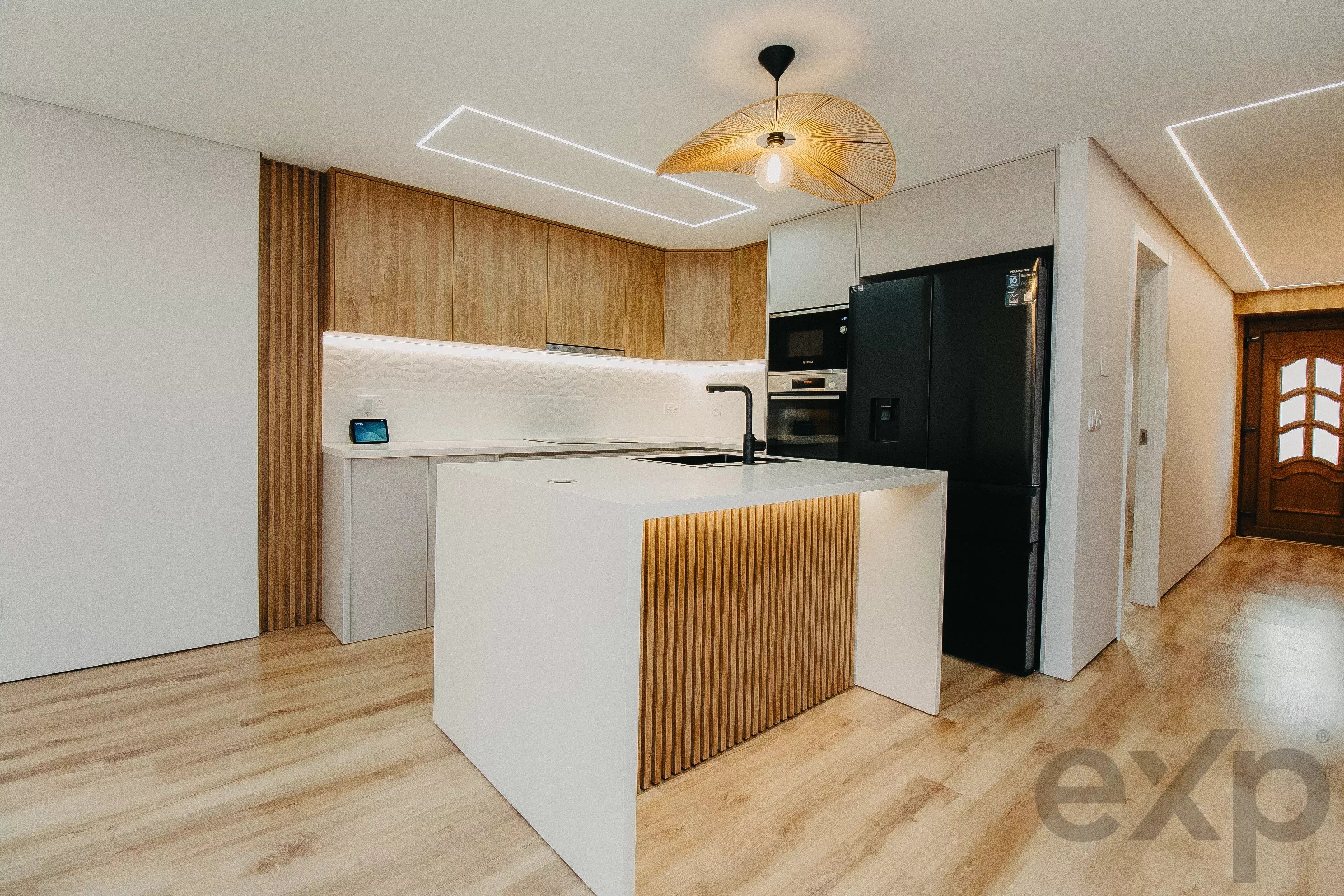 Marvelous Smart T3 House with 2 Suites, Private Garden of 30 m² and Balcony of 12.5 m² in the Historic Centre of Montijo, just 20 minutes from Gare do Oriente 87011924 image 22