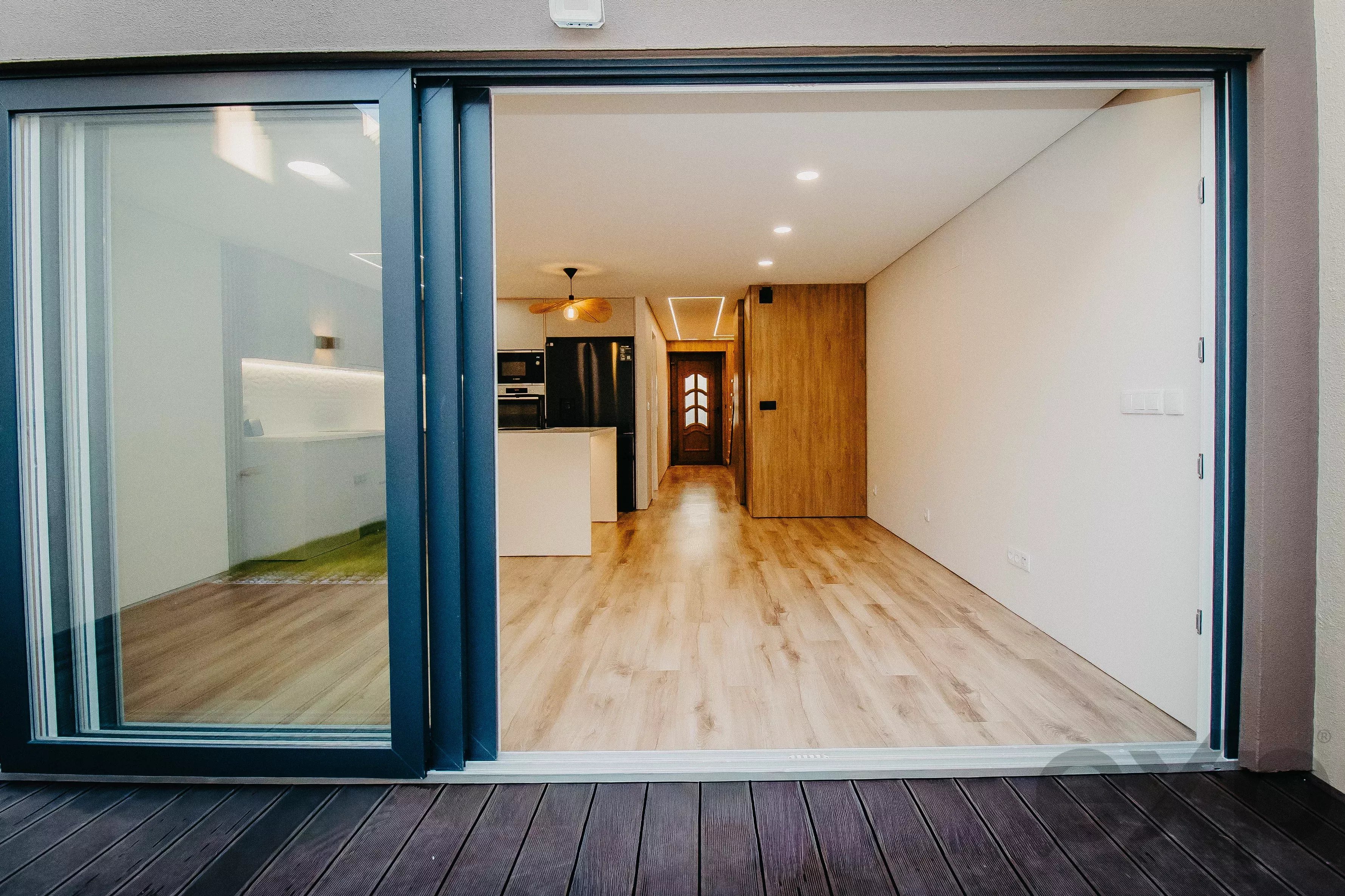 Marvelous Smart T3 House with 2 Suites, Private Garden of 30 m² and Balcony of 12.5 m² in the Historic Centre of Montijo, just 20 minutes from Gare do Oriente 87011924 image 27
