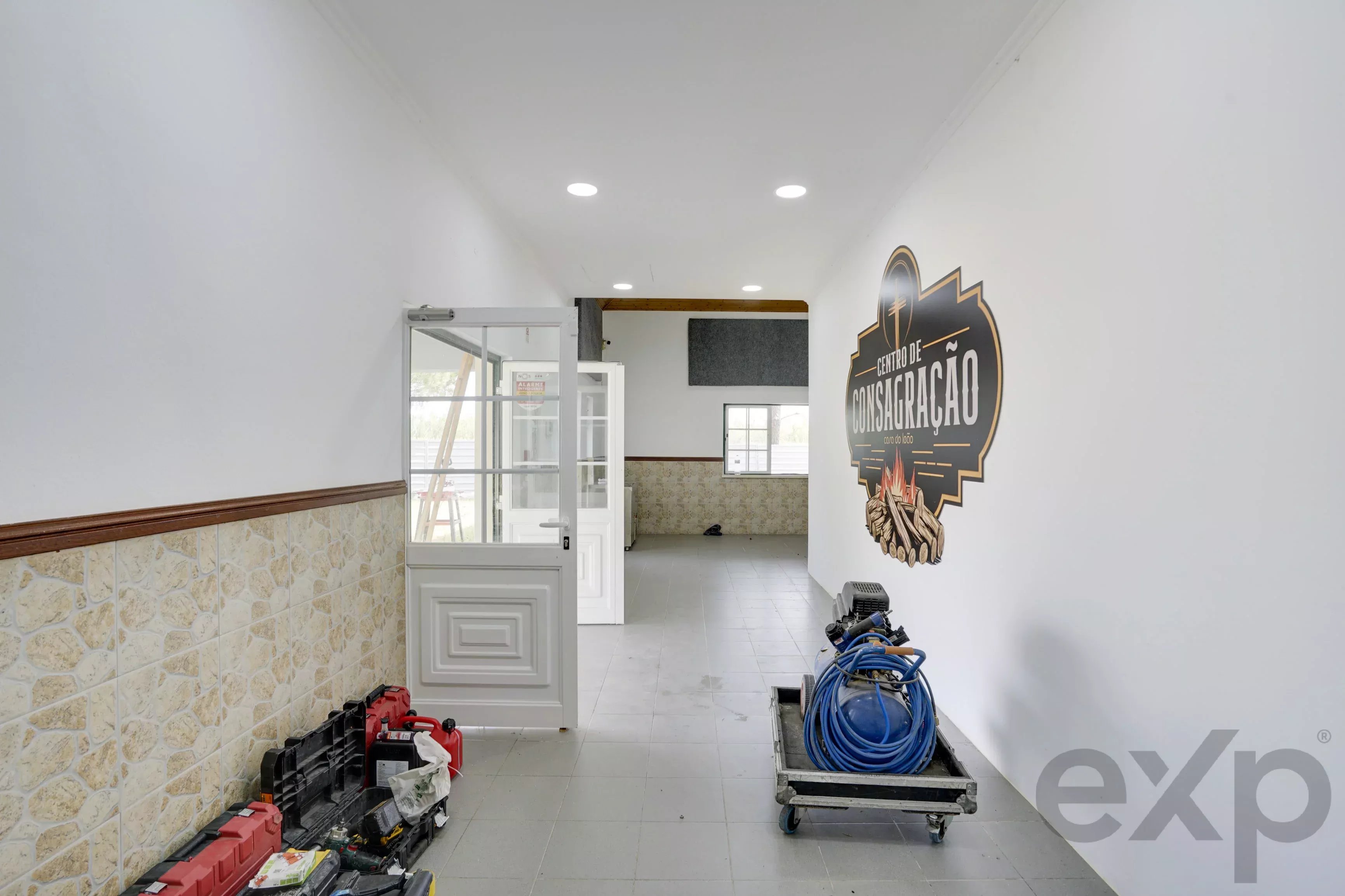 A dos Cunhados, Commercial Farm with a Plot of 9,630 Square Metres 87016840 image 10