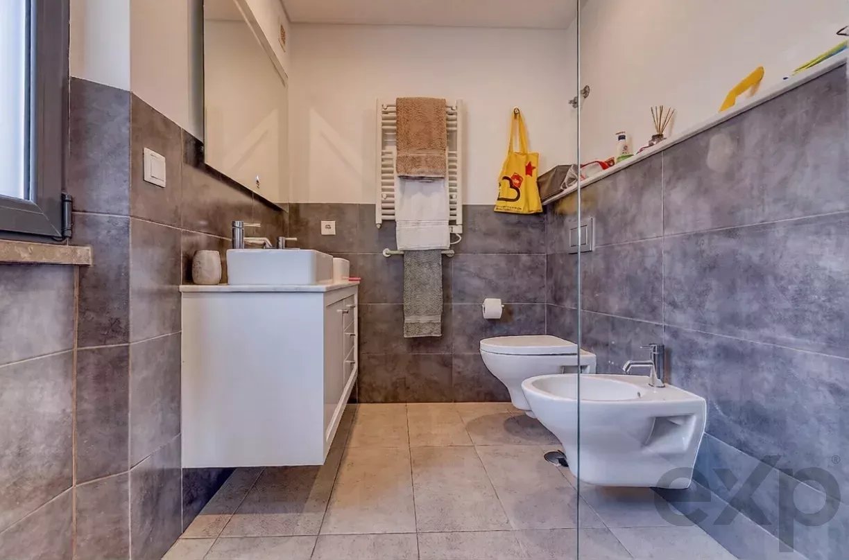 Sober House Penthouse in Central Cascais 87025152 image 21