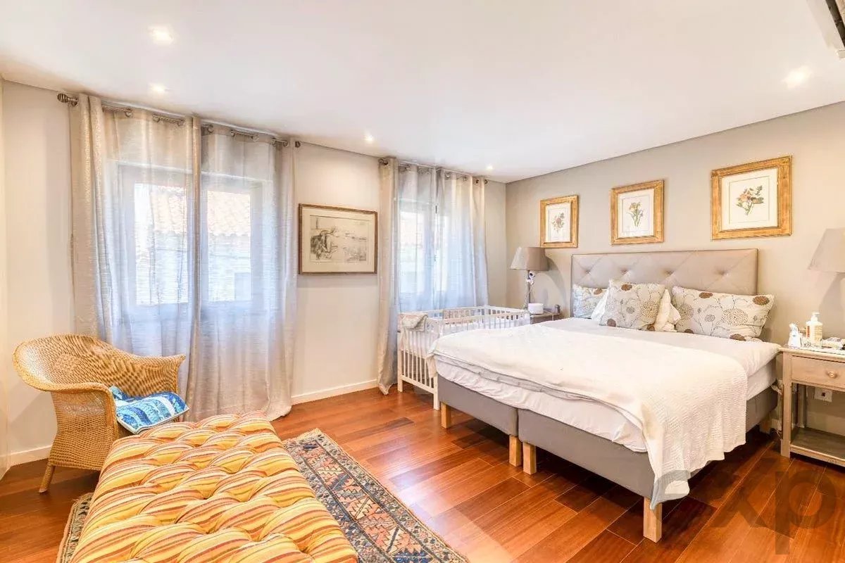 Sober House Penthouse in Central Cascais 87025152 image 12