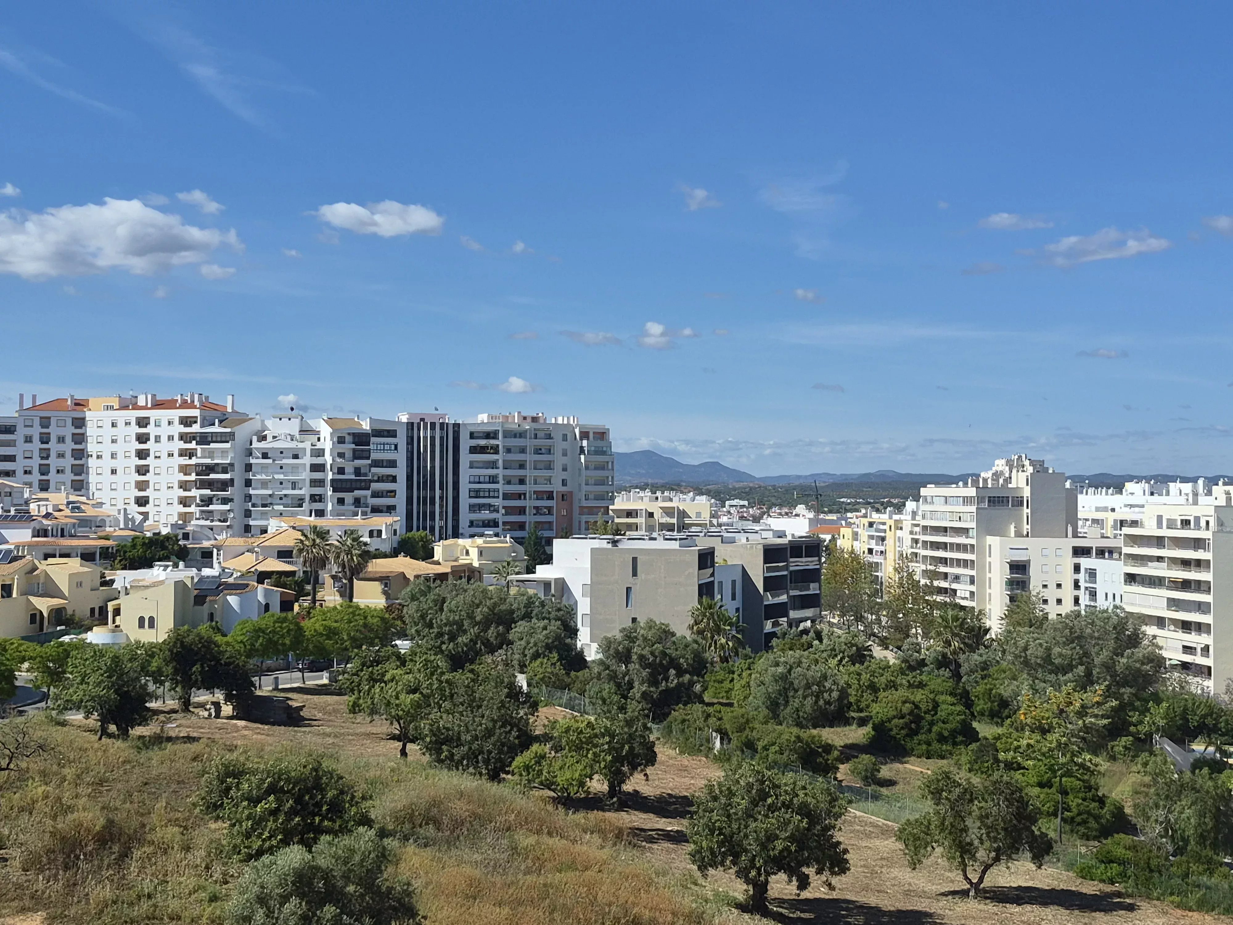 Renovated one‑bedroom flat at Praia da Rocha, with parking. 87031836 image 18