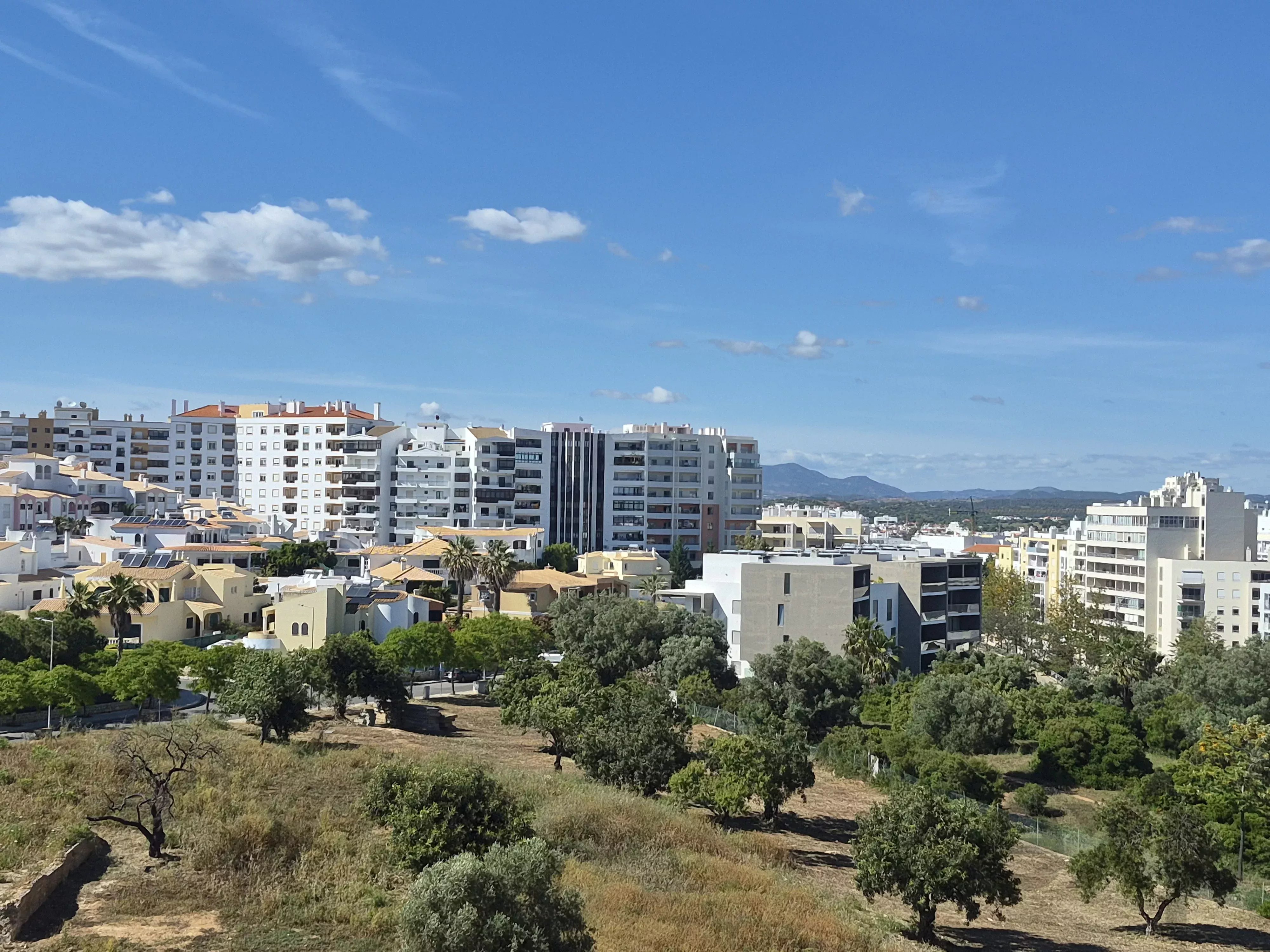 Renovated one‑bedroom flat at Praia da Rocha, with parking. 87031836 image 16
