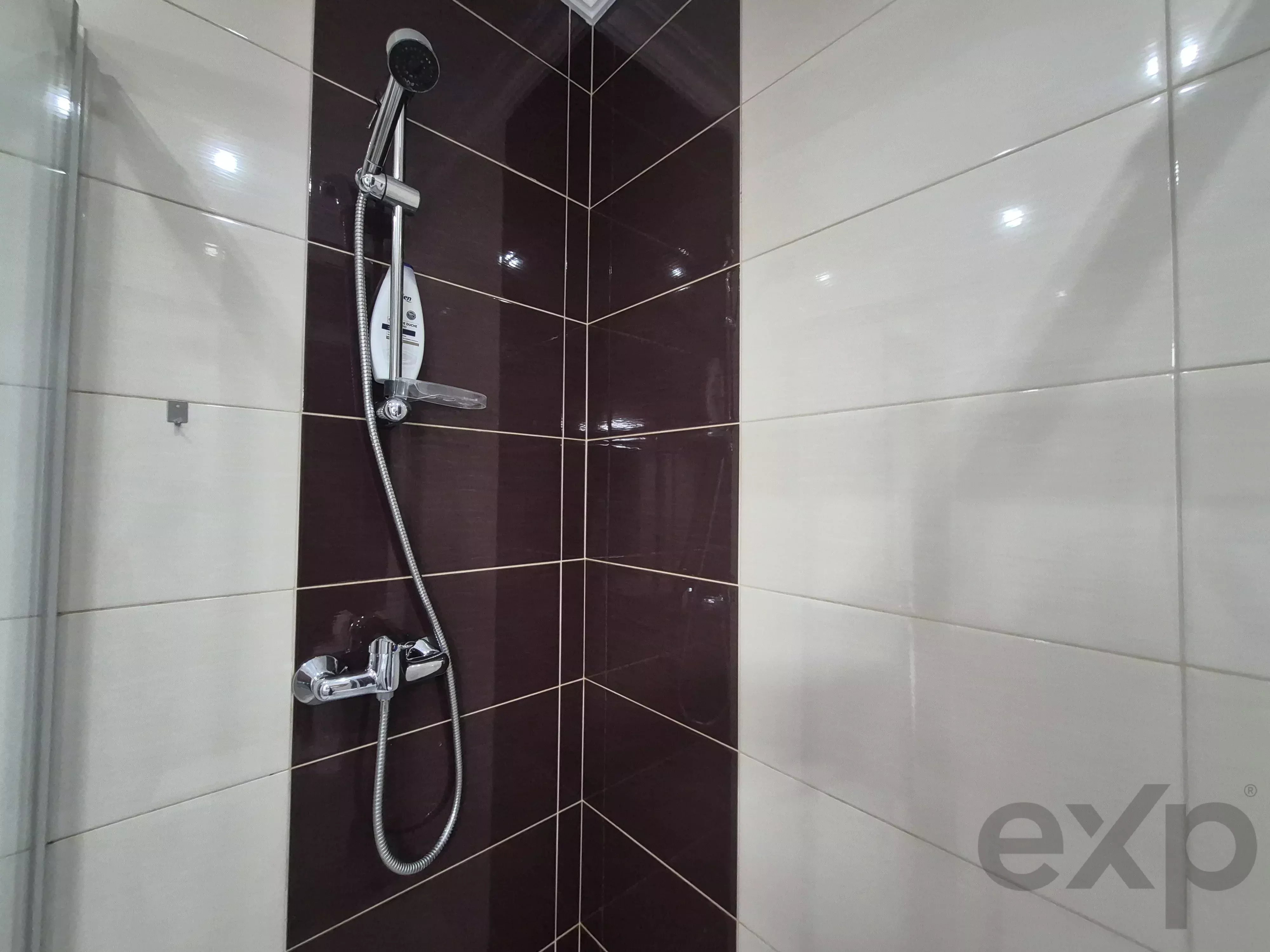 Renovated one‑bedroom flat at Praia da Rocha, with parking. 87031836 image 26